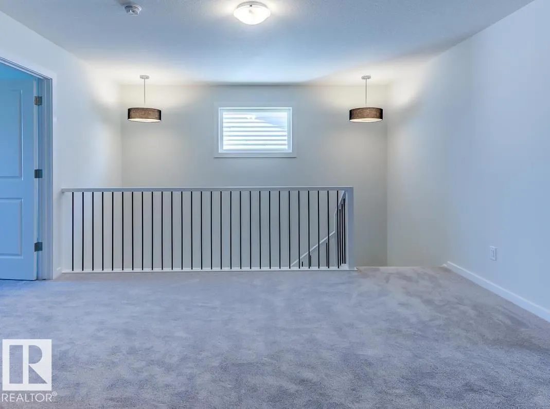 4308 HAWTHORN Landing