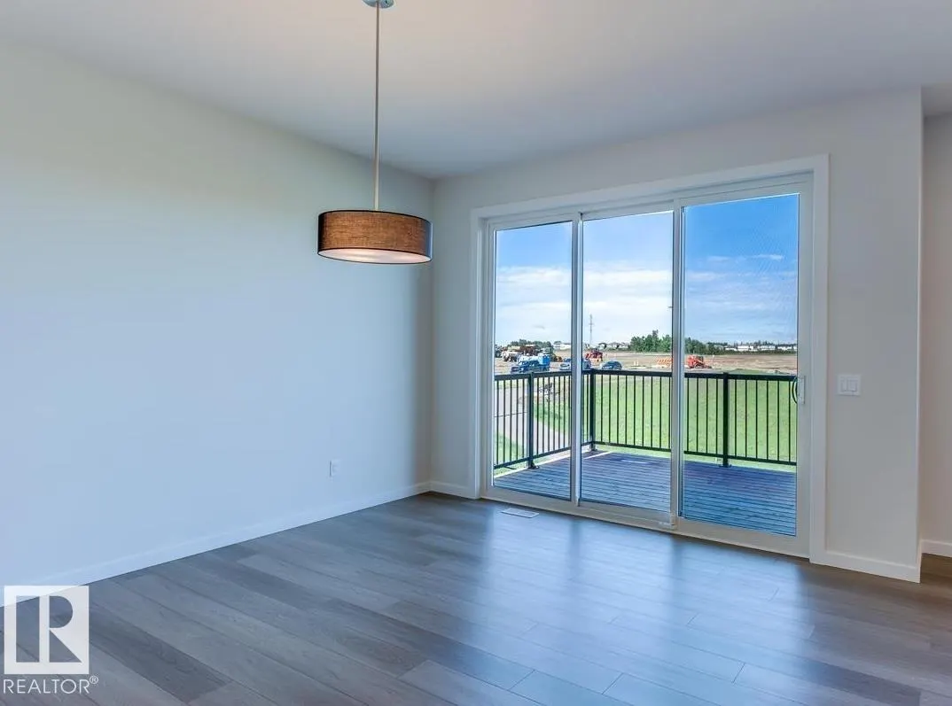 4308 HAWTHORN Landing