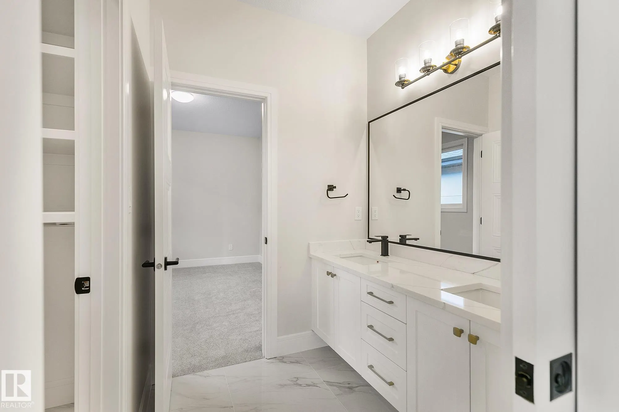 5604 CAUTLEY COVE Cove