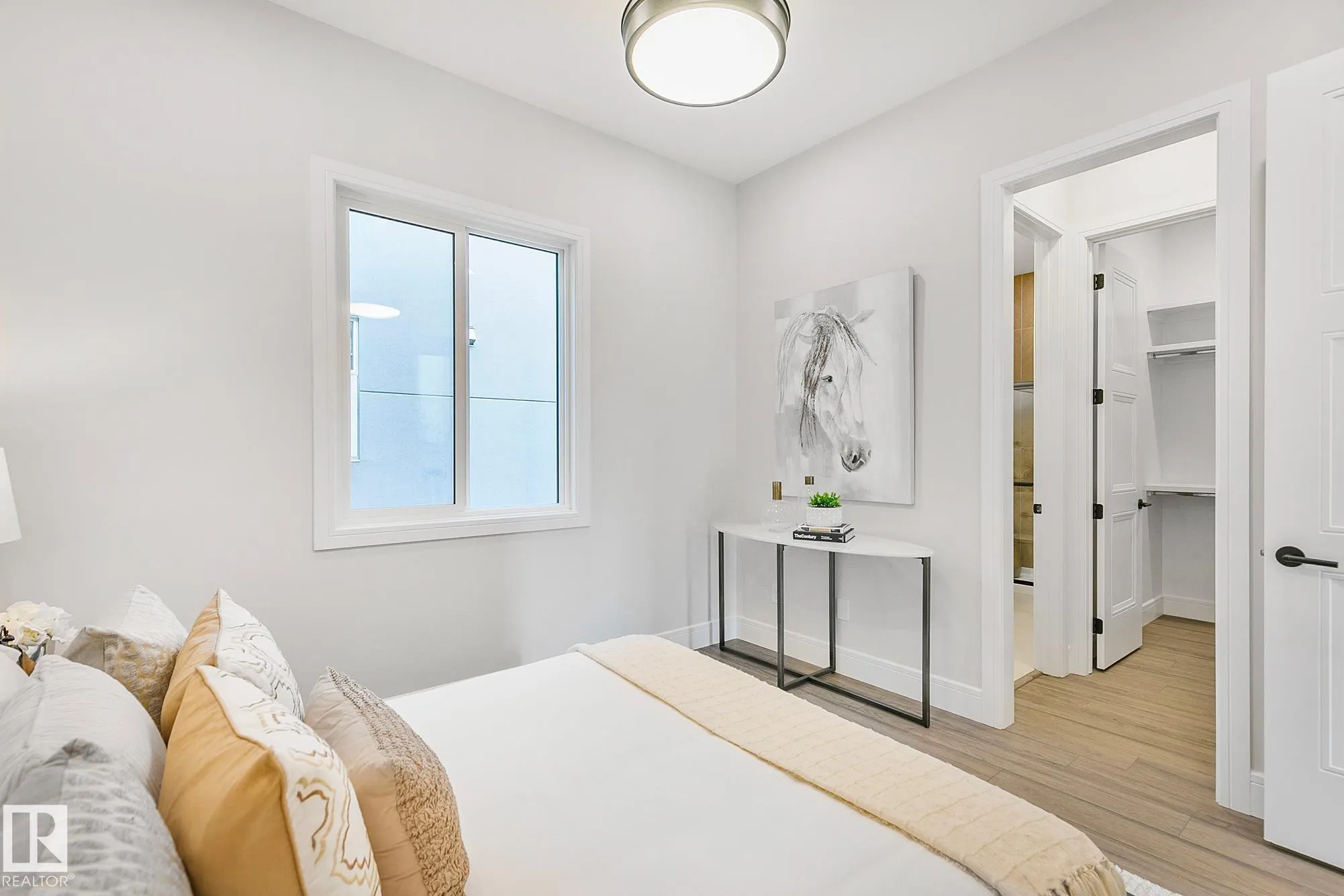 5604 CAUTLEY COVE Cove