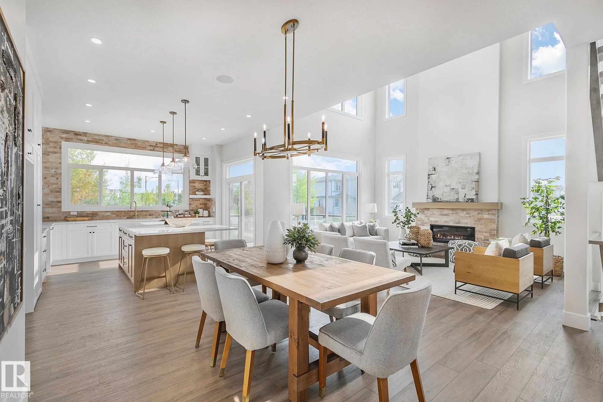 5604 CAUTLEY COVE Cove