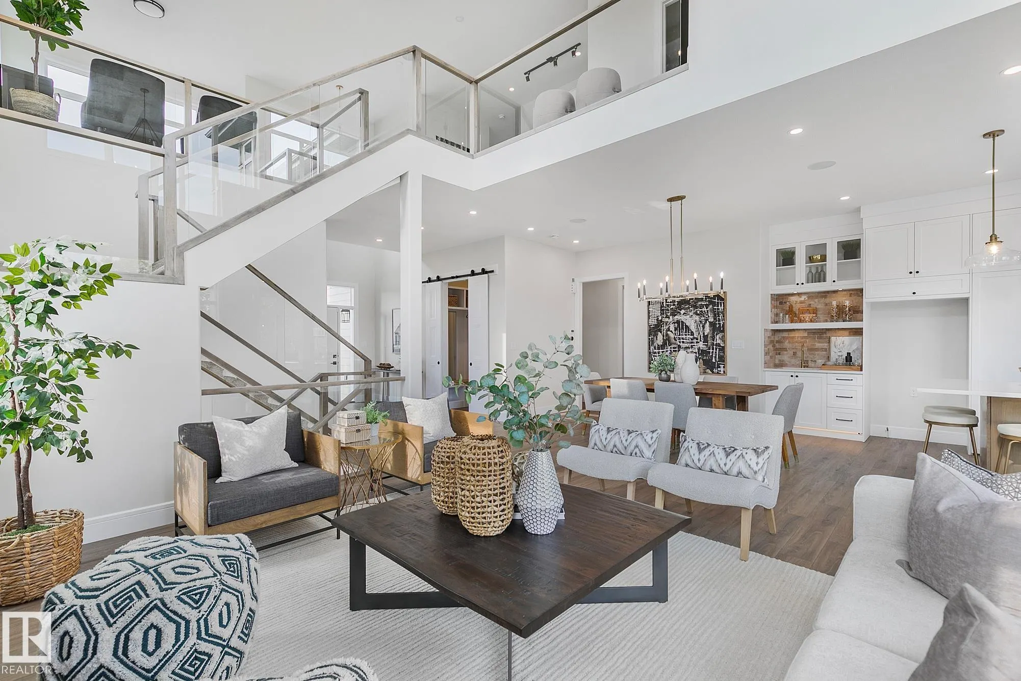 5604 CAUTLEY COVE Cove