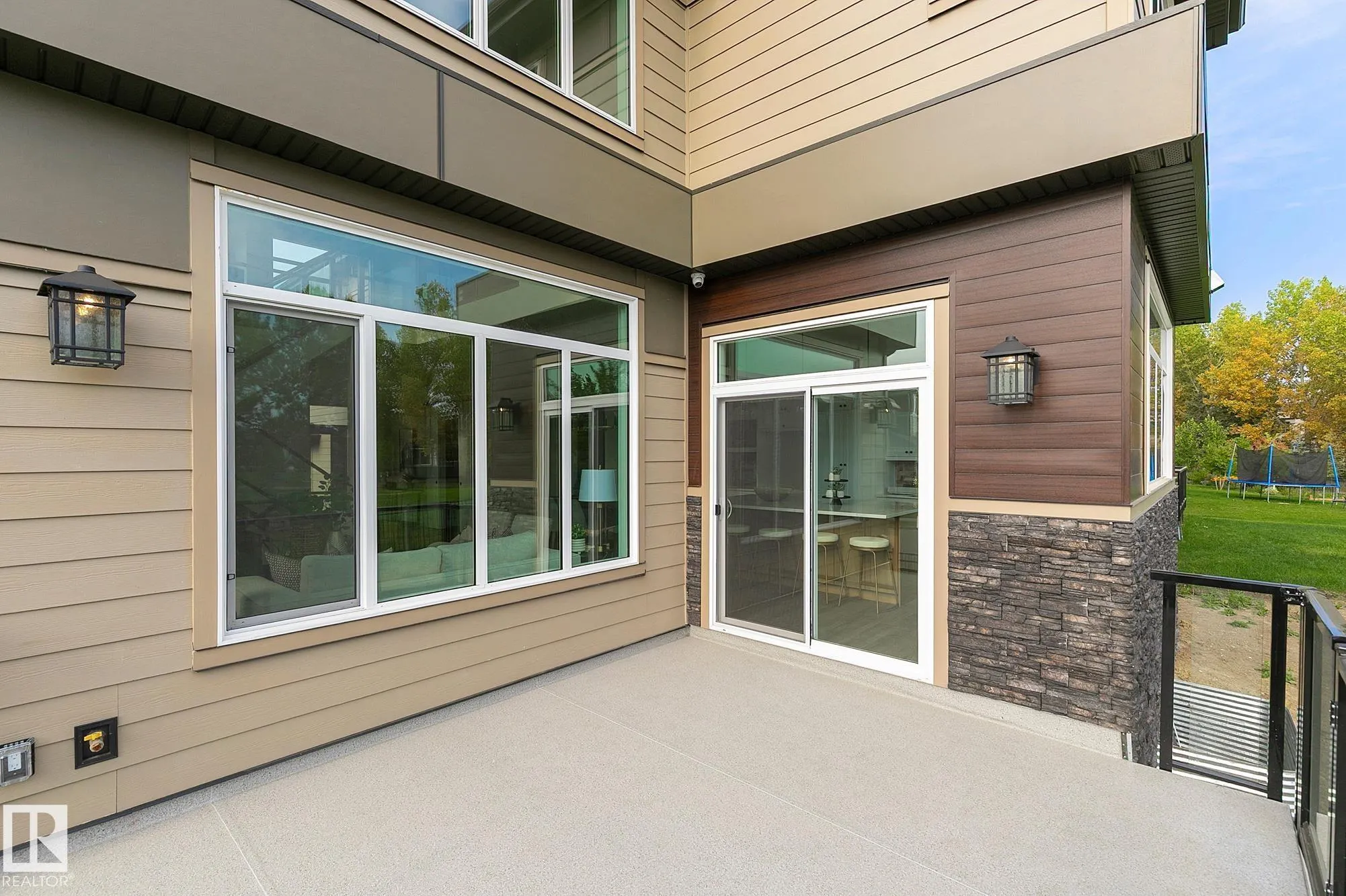 5604 CAUTLEY COVE Cove