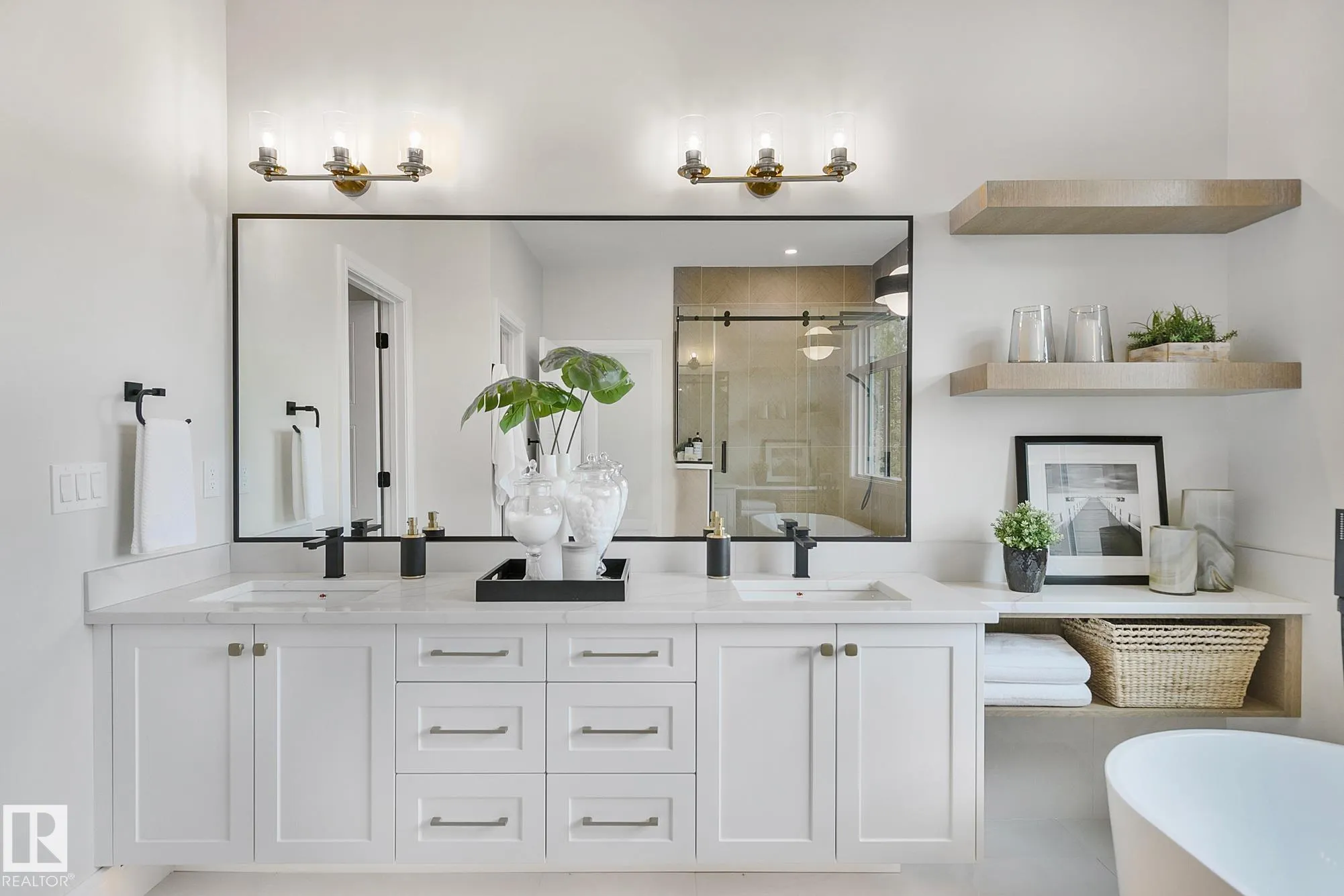 5604 CAUTLEY COVE Cove
