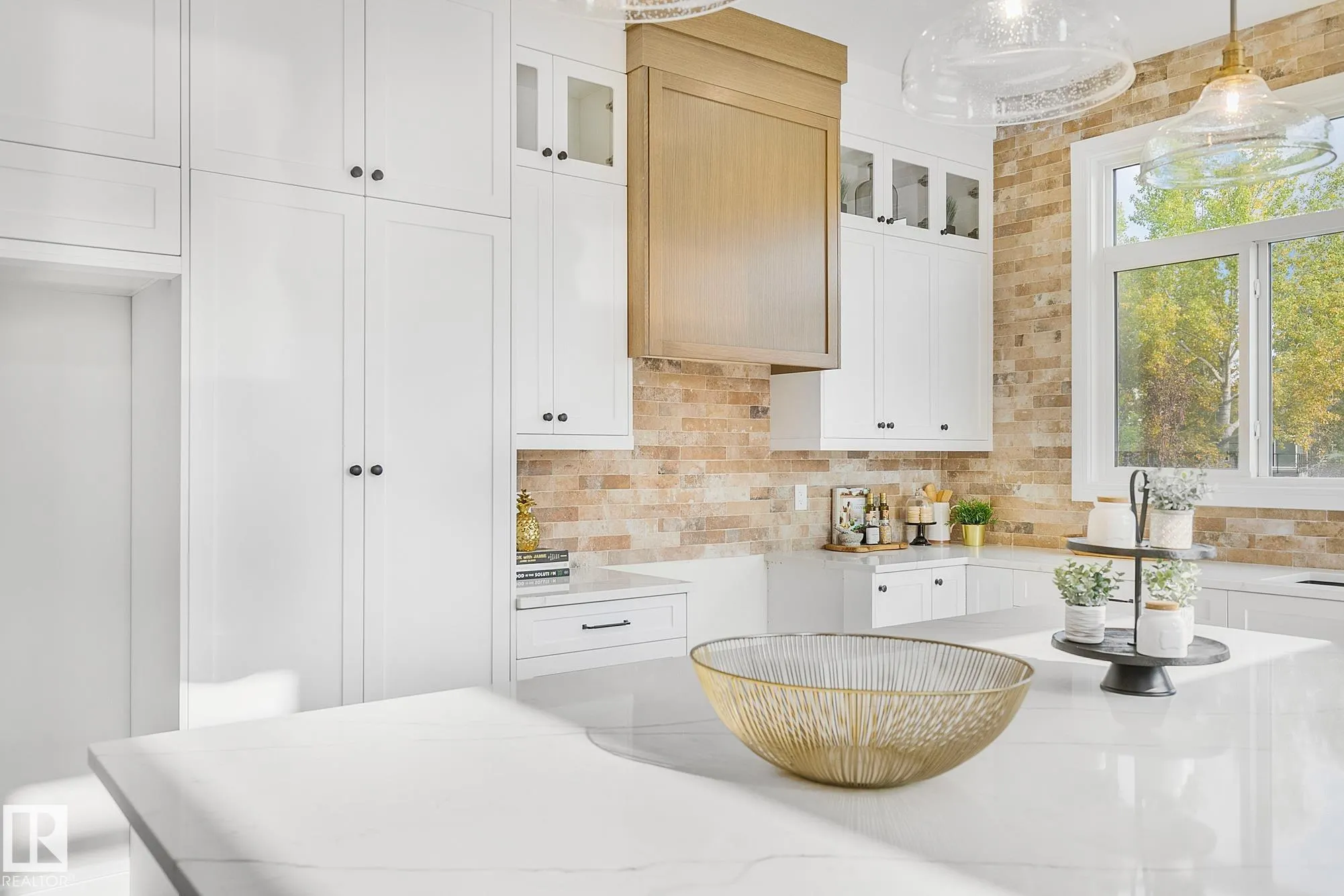 5604 CAUTLEY COVE Cove