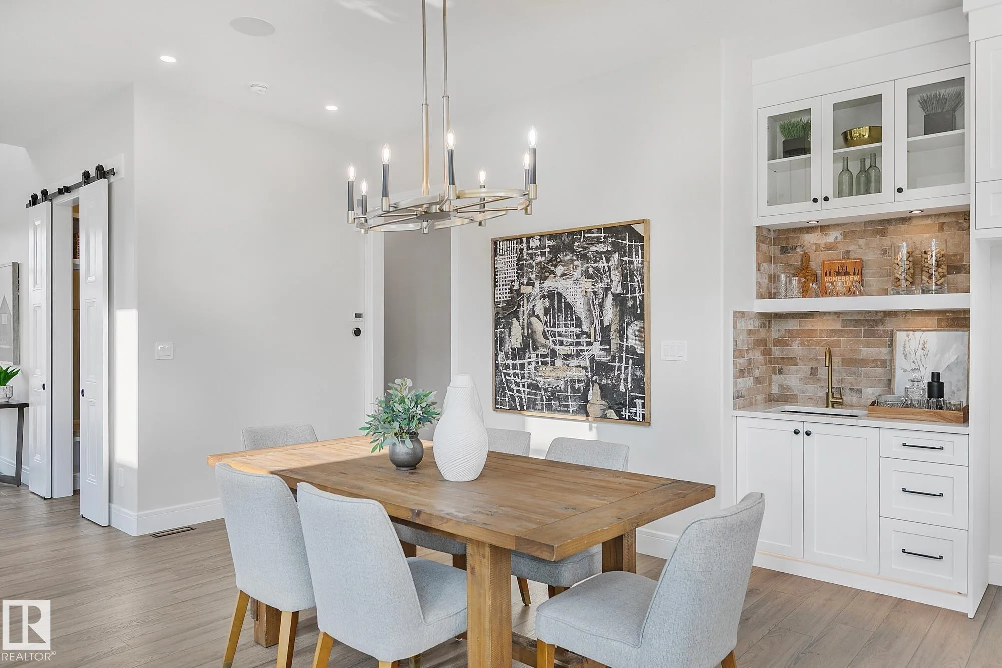 5604 CAUTLEY COVE Cove