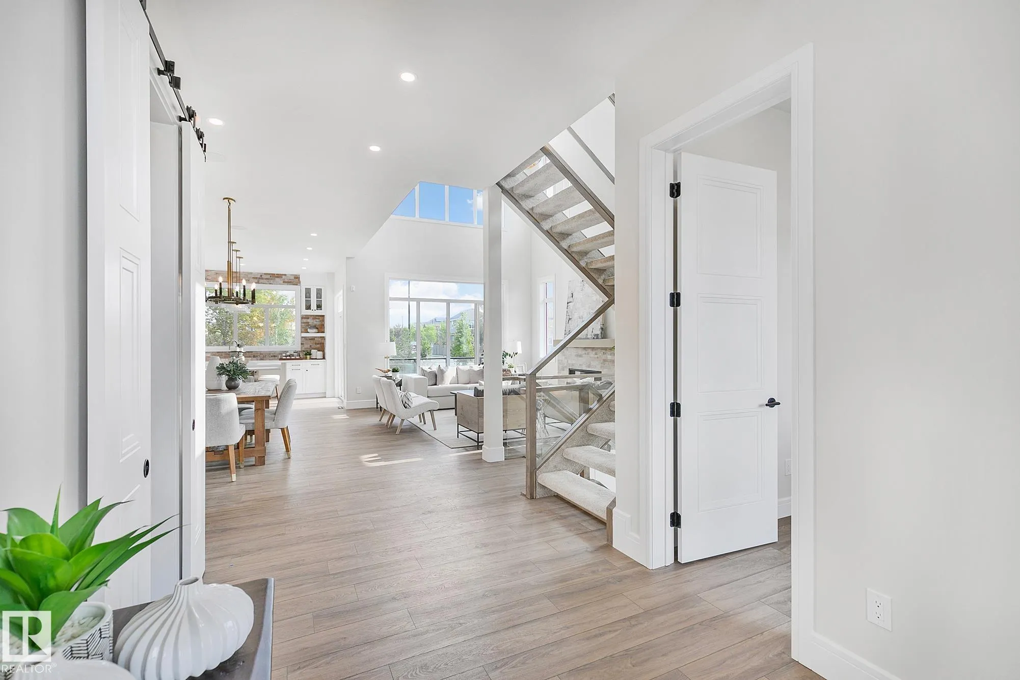 5604 CAUTLEY COVE Cove