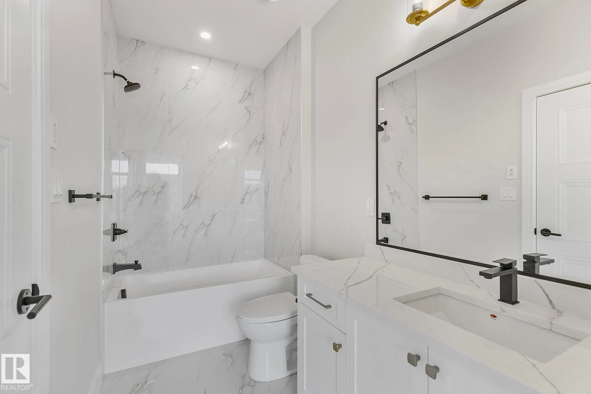 5604 CAUTLEY COVE Cove