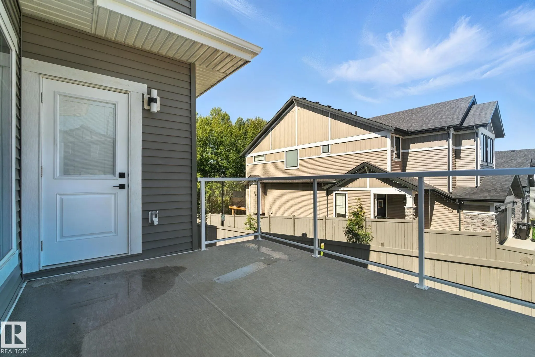 1135 GYRFALCON Crescent