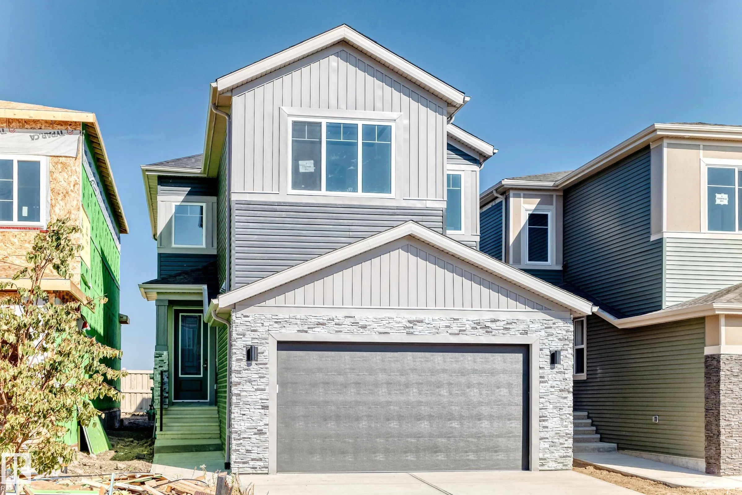 4 Edgefield Way