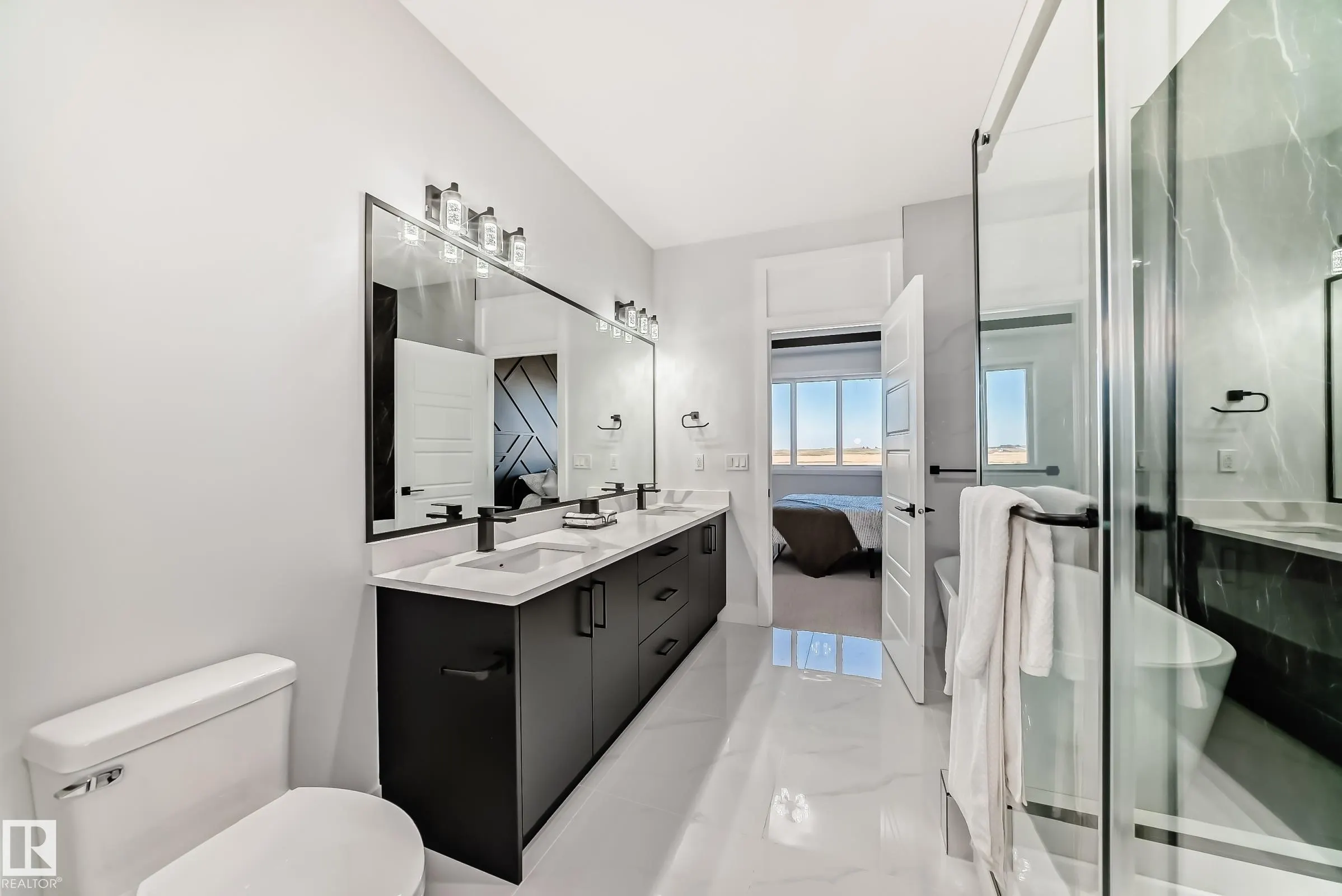4 Edgefield Way