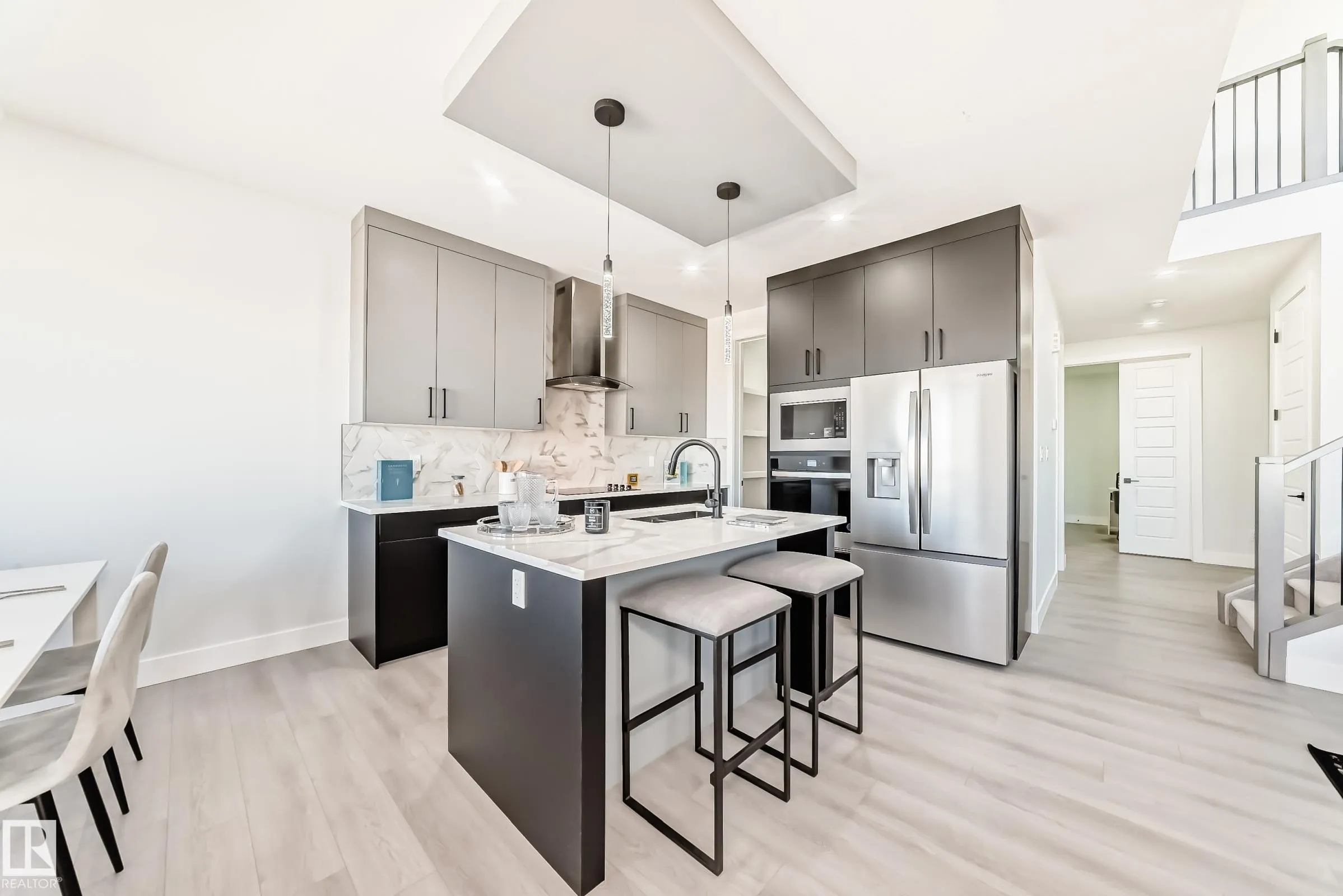 4 Edgefield Way