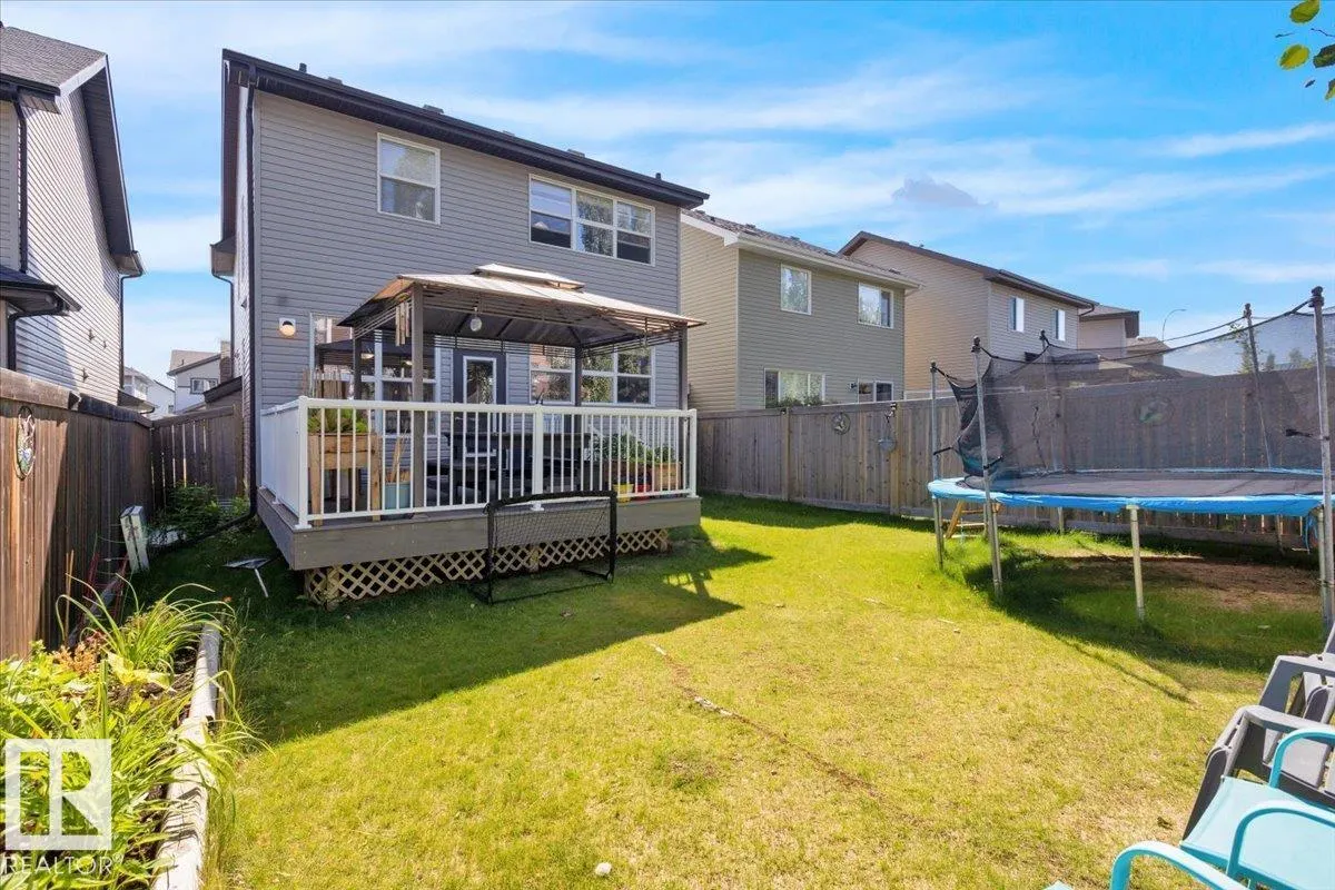 2585 COLE Crescent