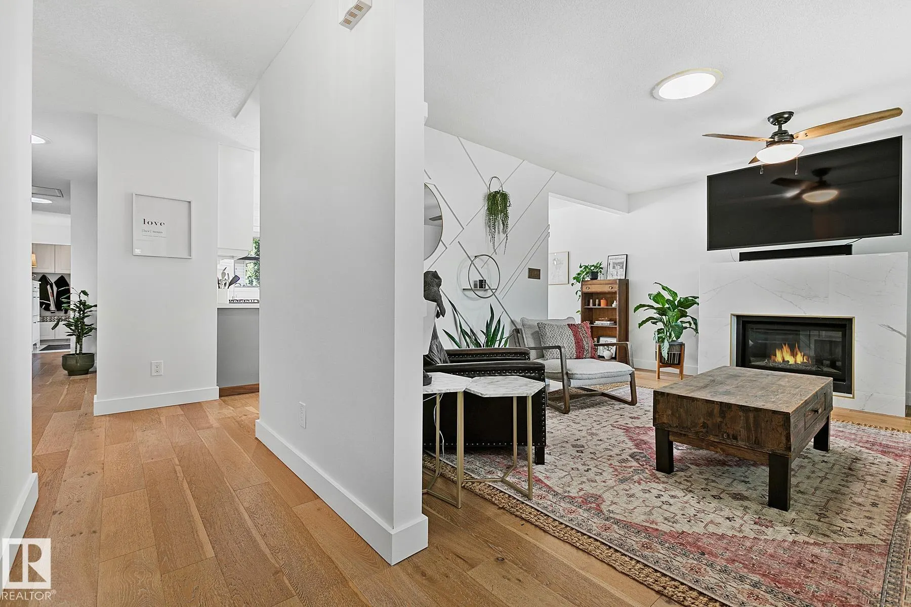 9767 65 Avenue