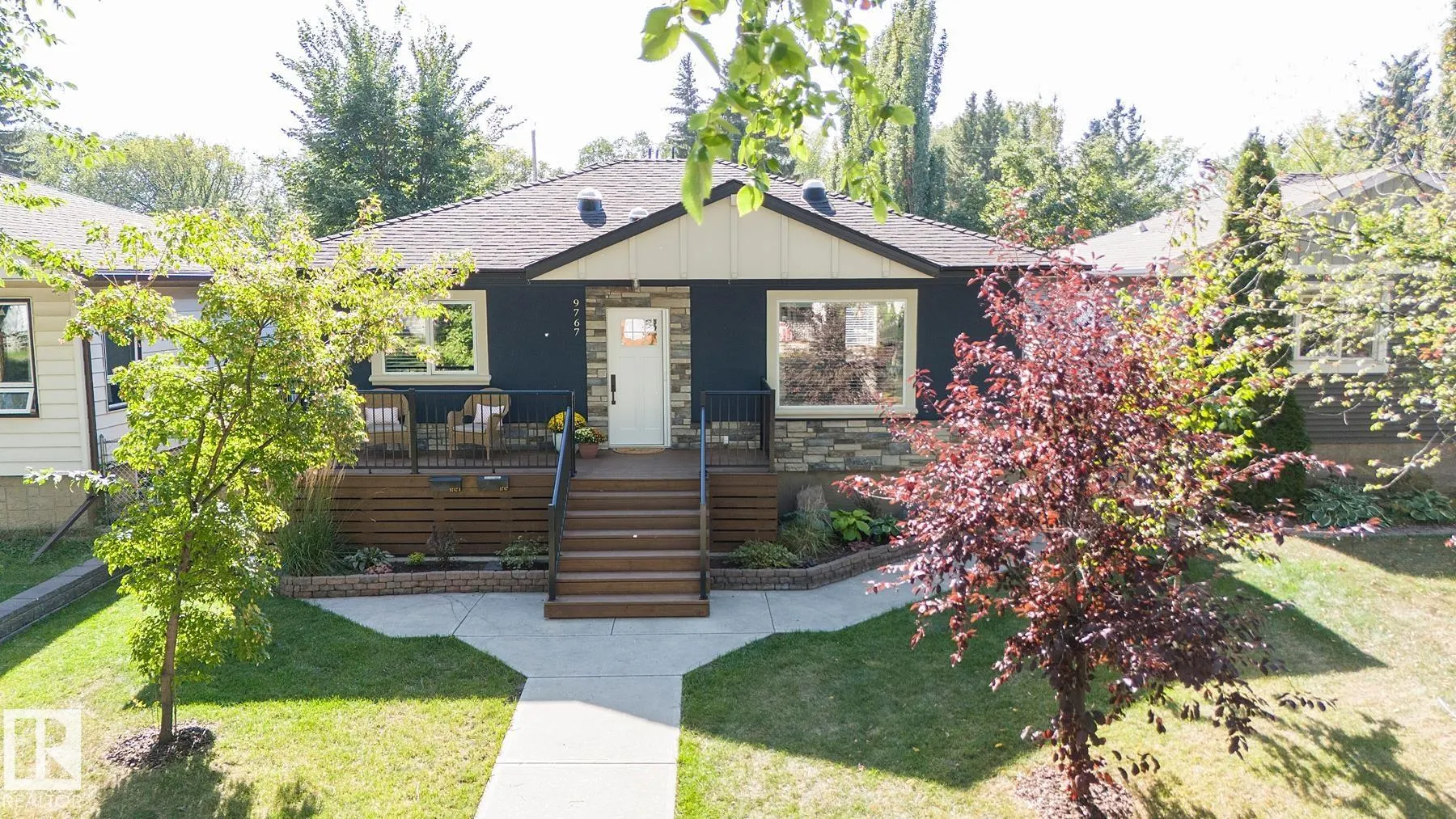 9767 65 Avenue