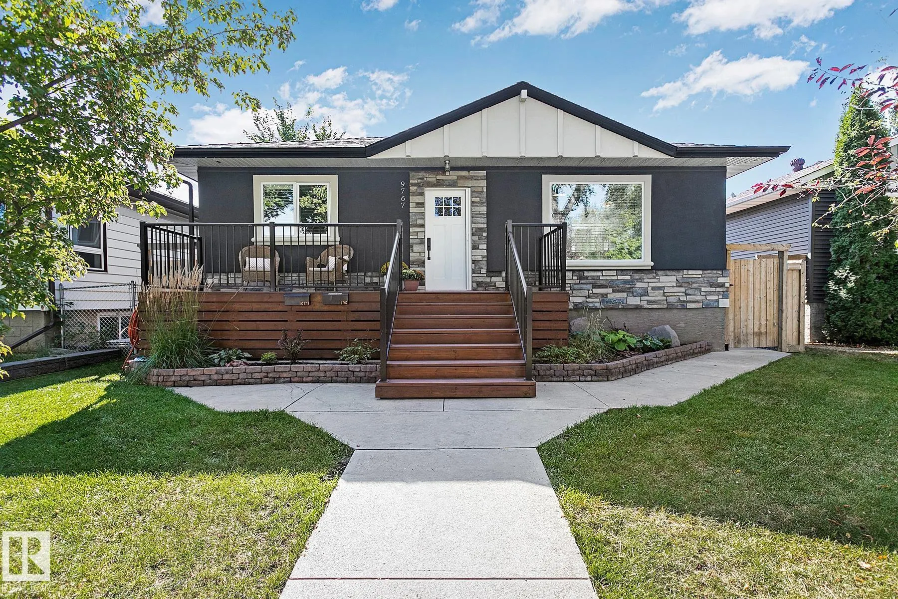9767 65 Avenue