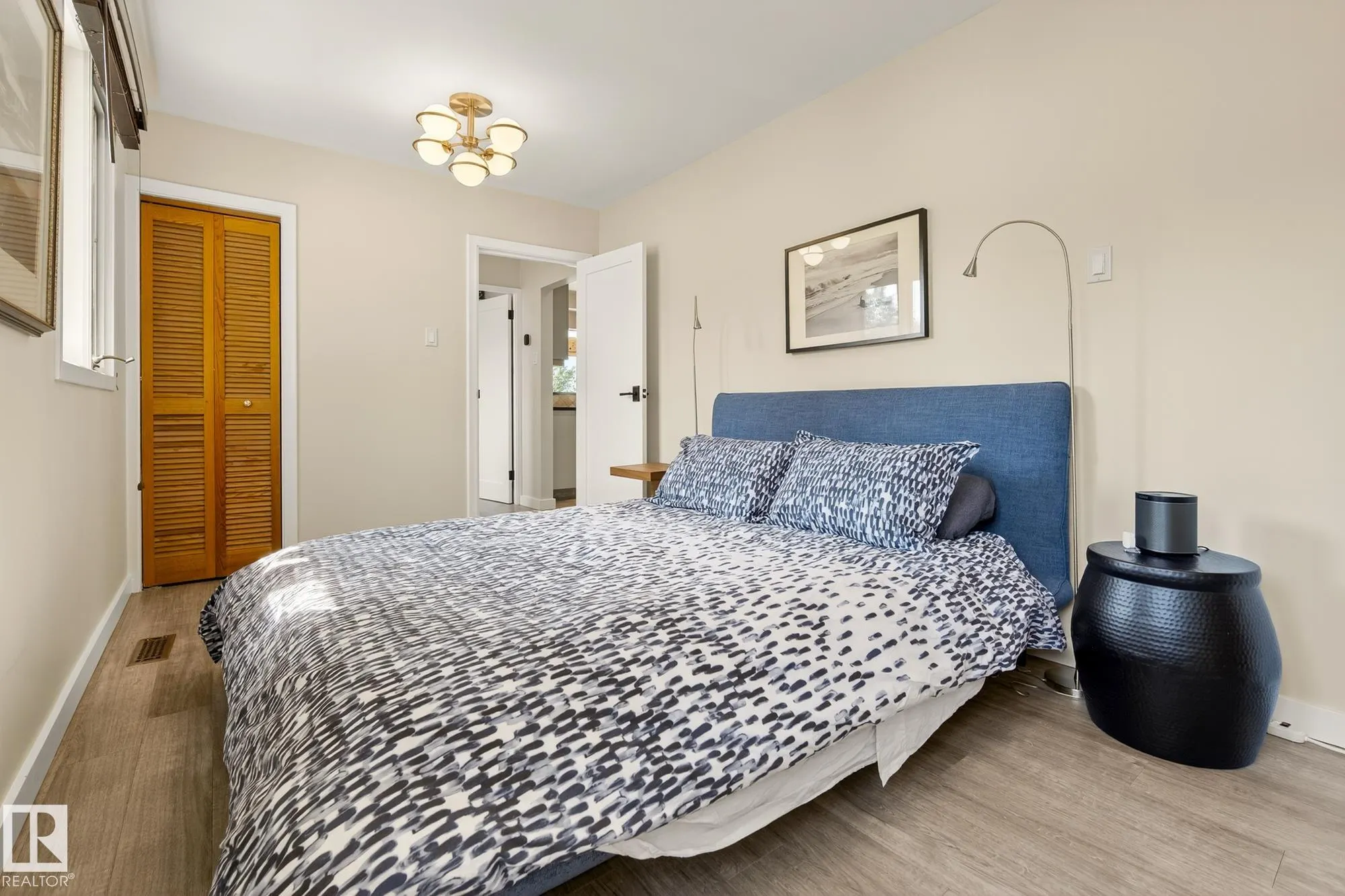 139 SILVER Beach