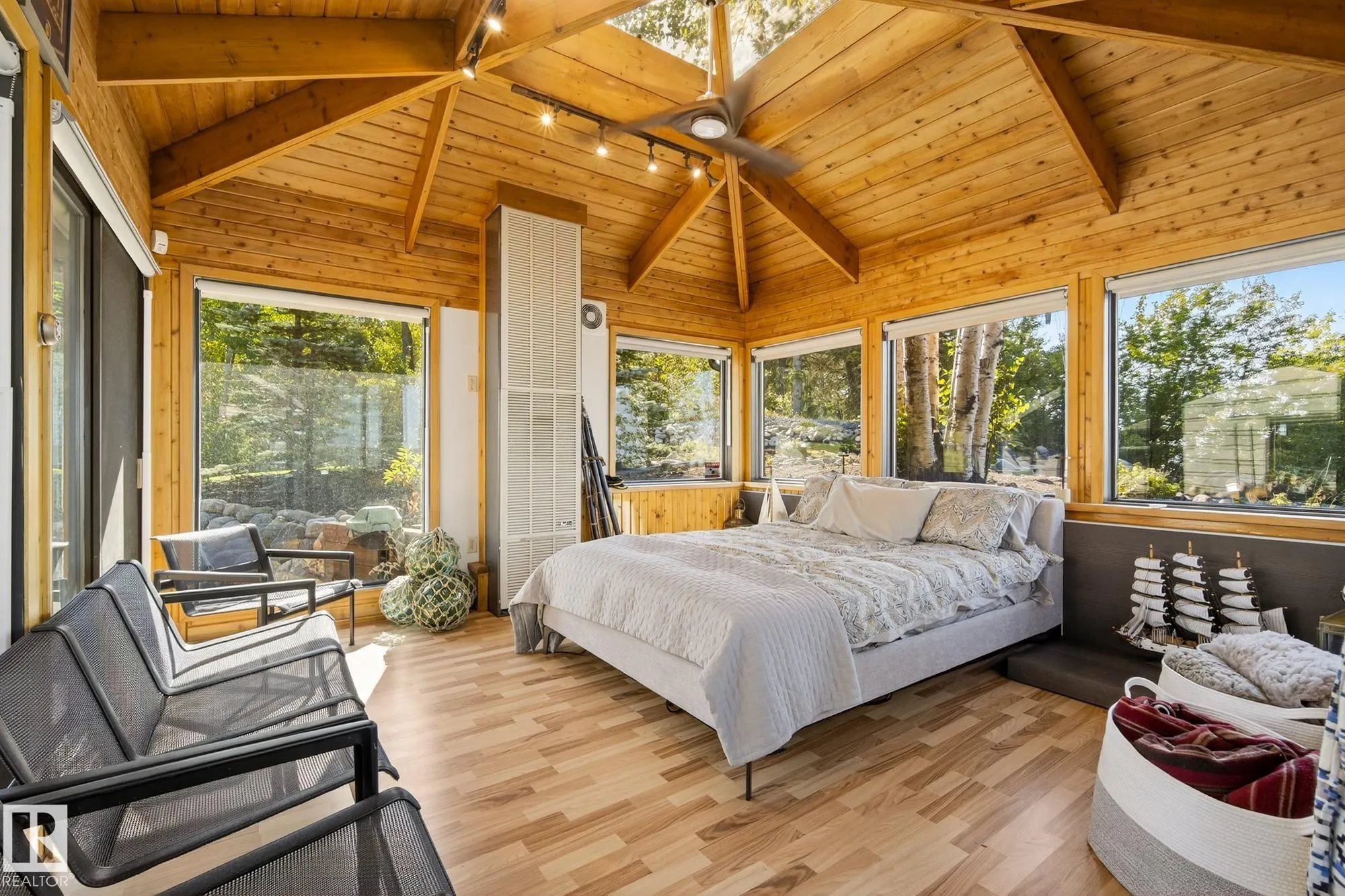 139 SILVER Beach