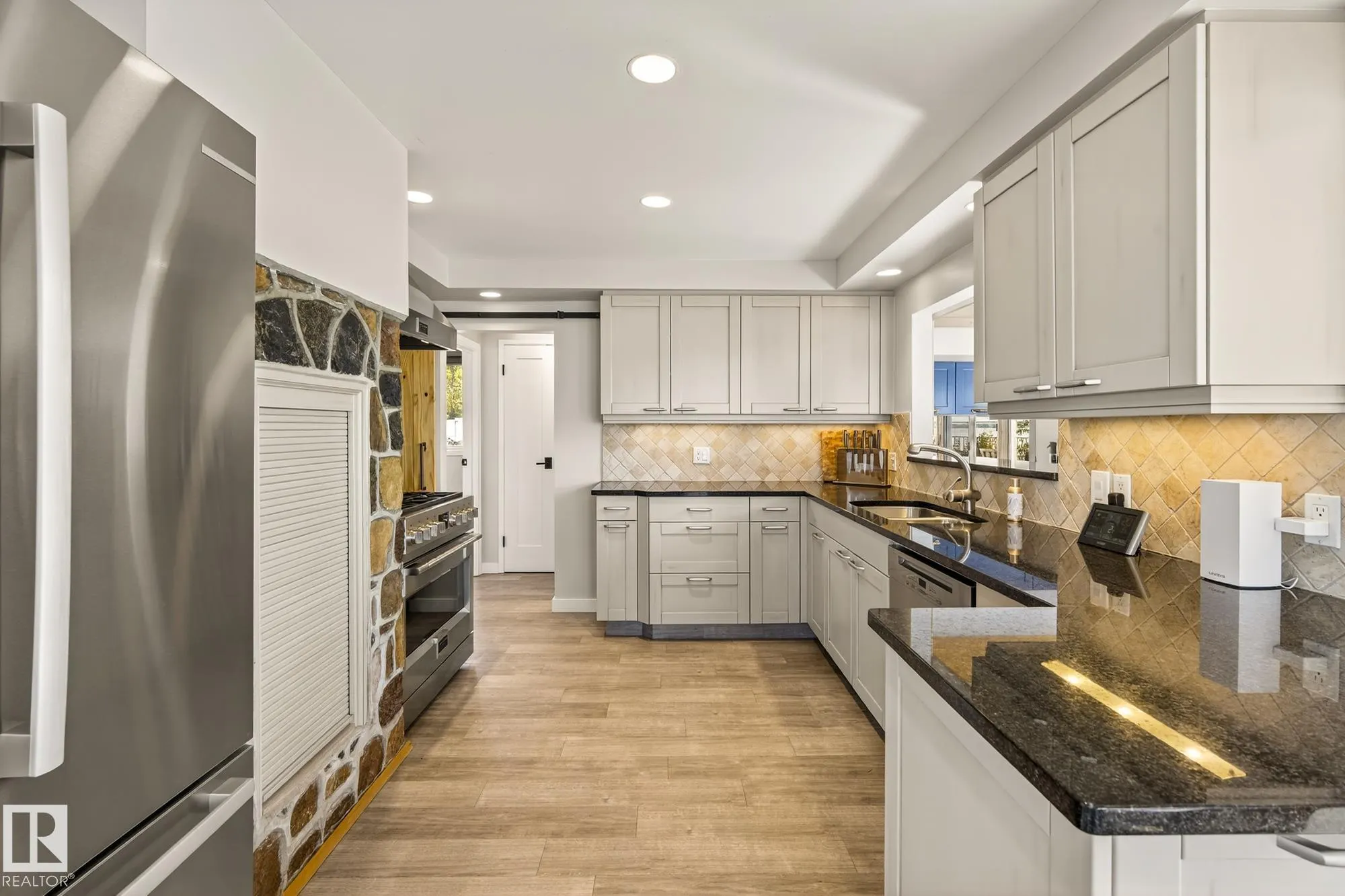 139 SILVER Beach