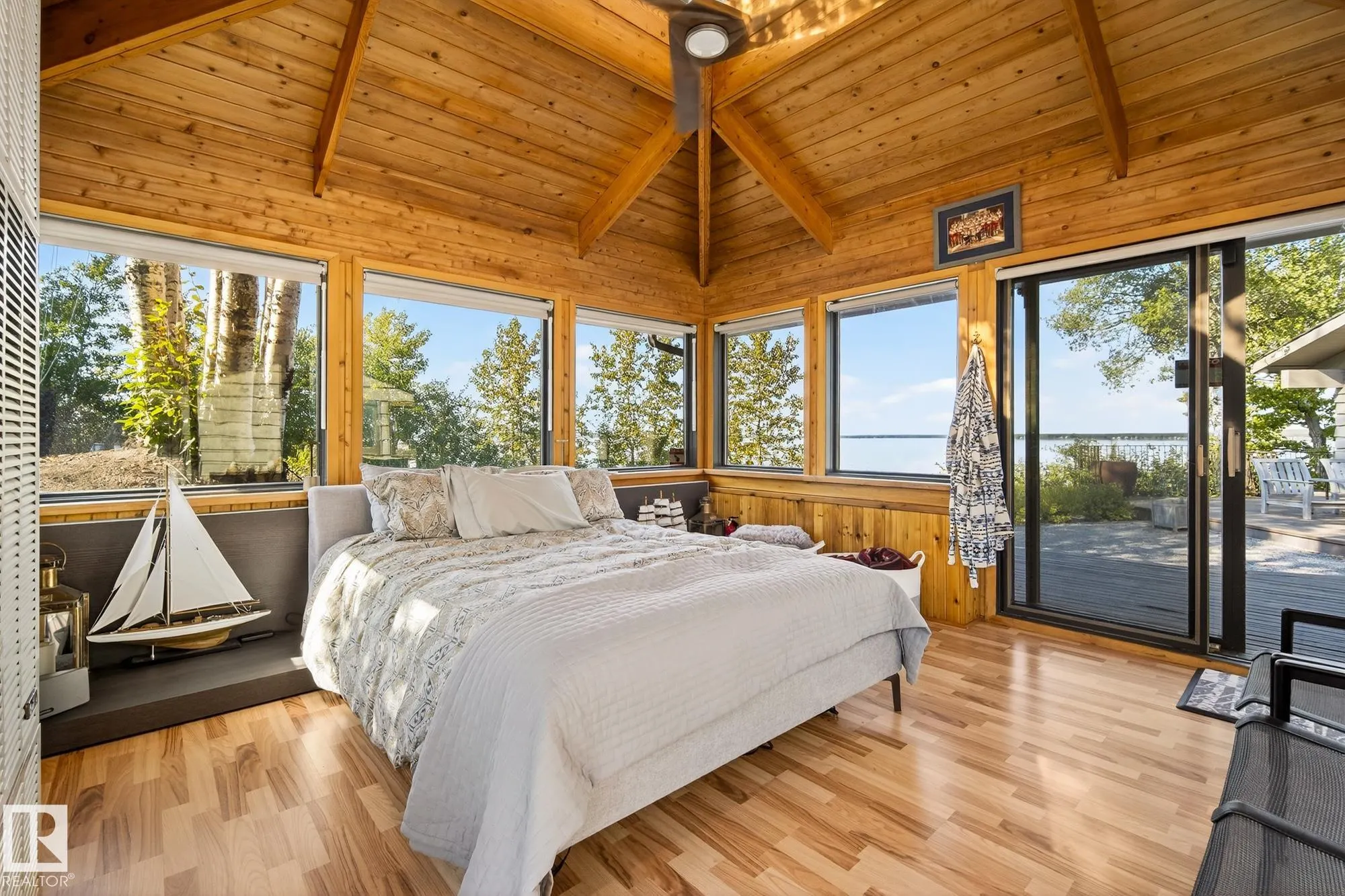 139 SILVER Beach