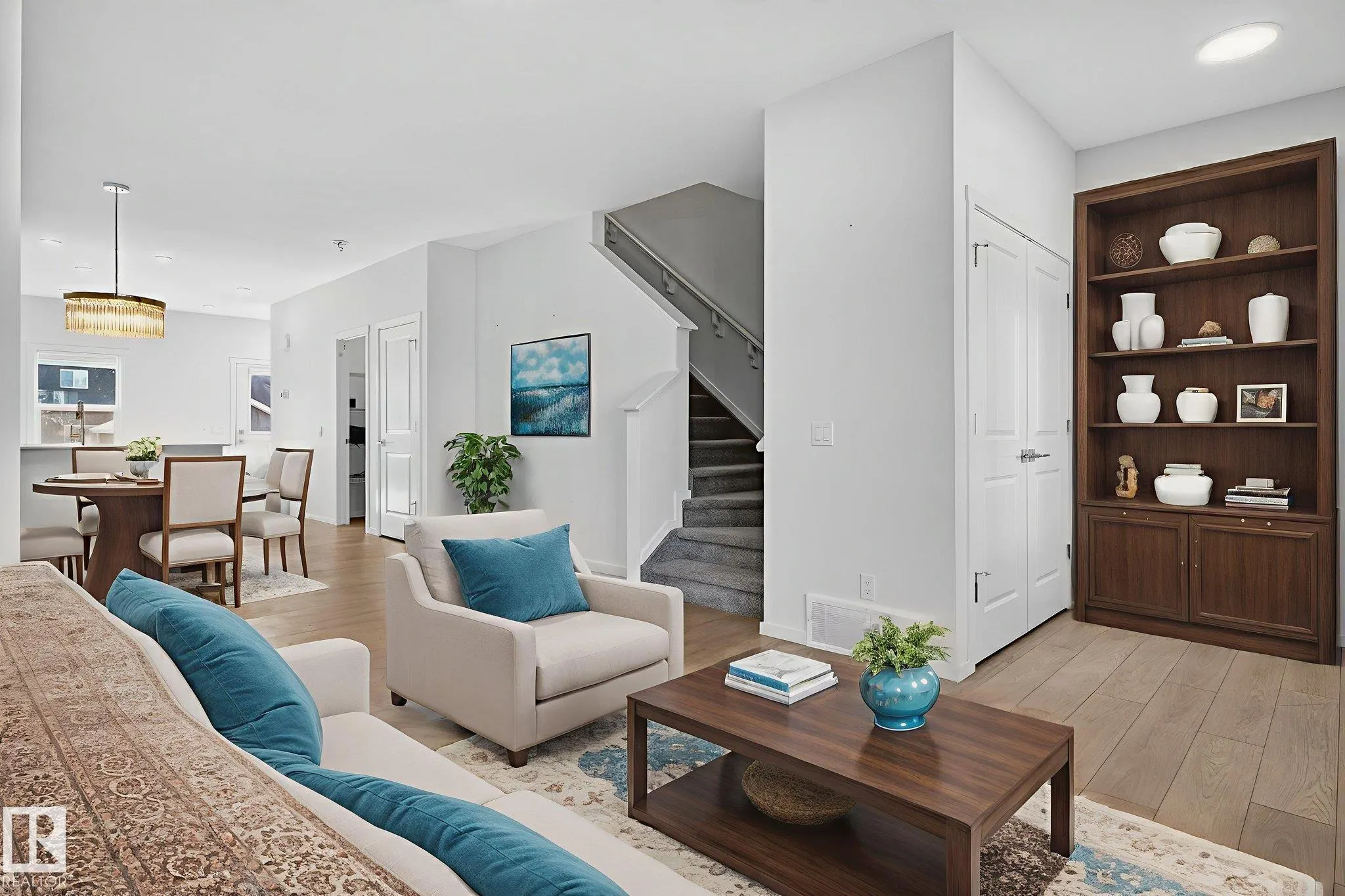 264 ORCHARDS Boulevard