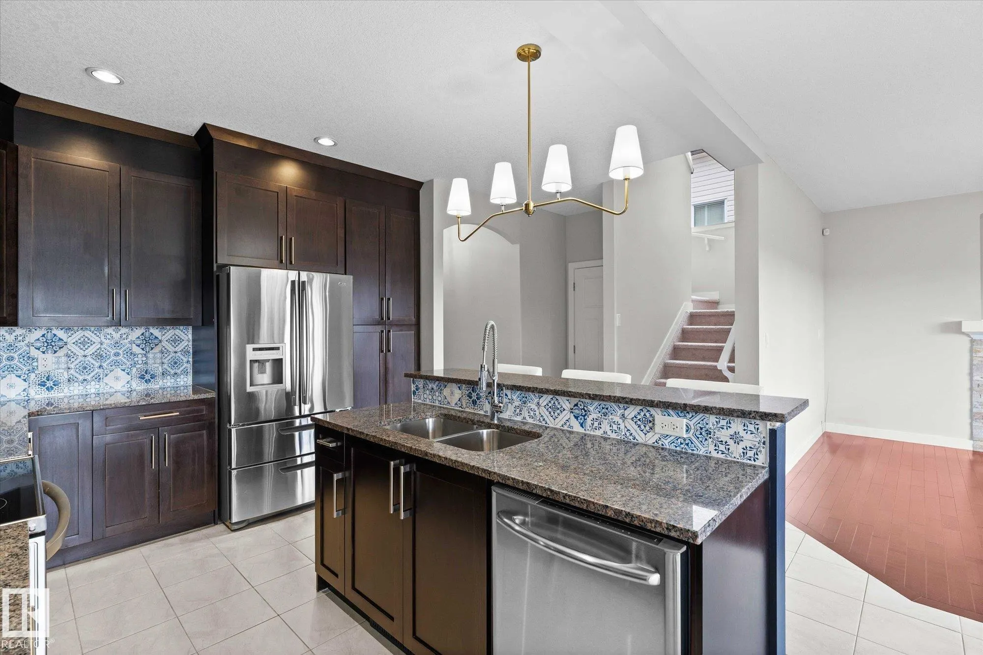 77 SPRUCE RIDGE Drive