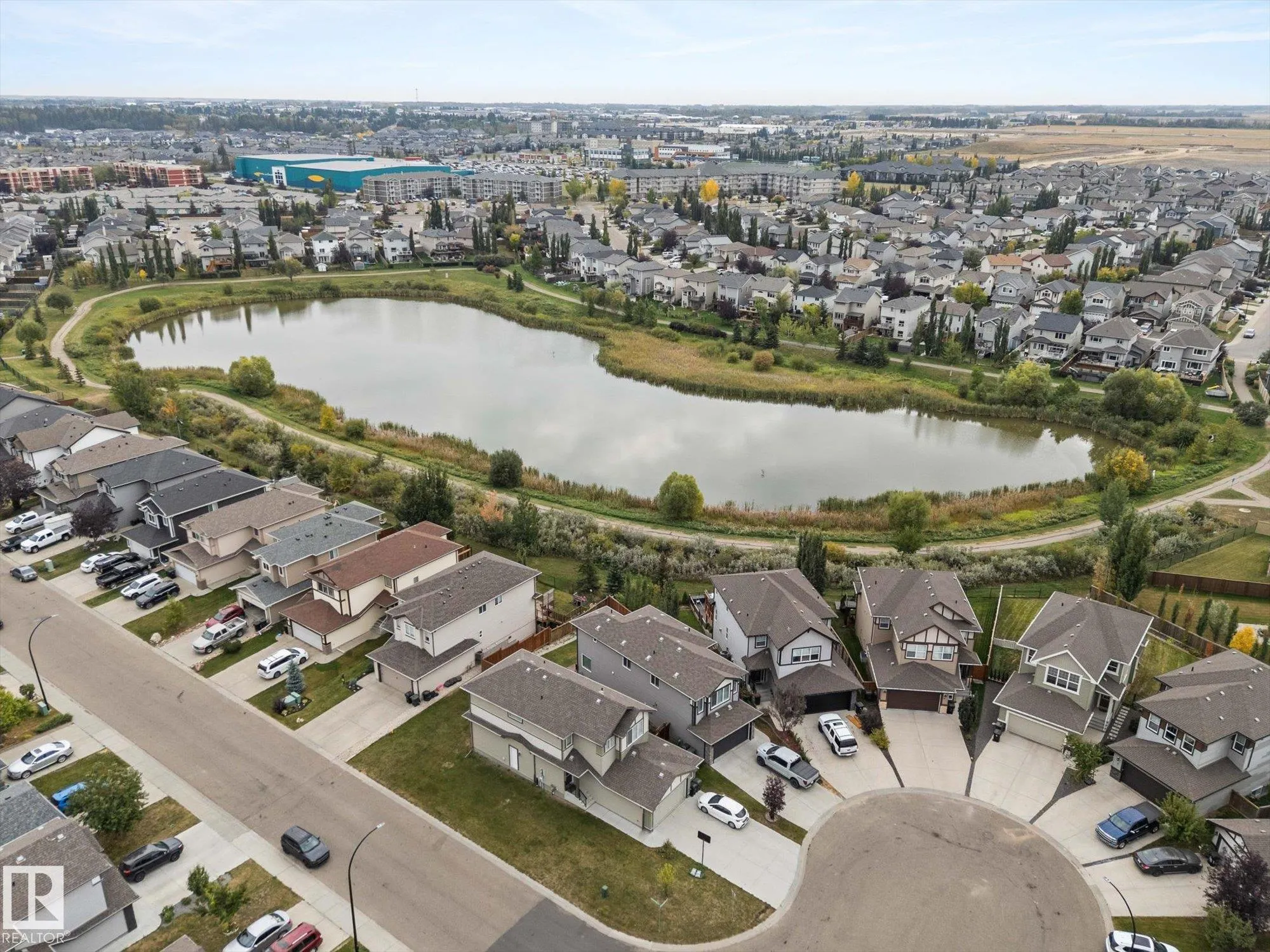 77 SPRUCE RIDGE Drive