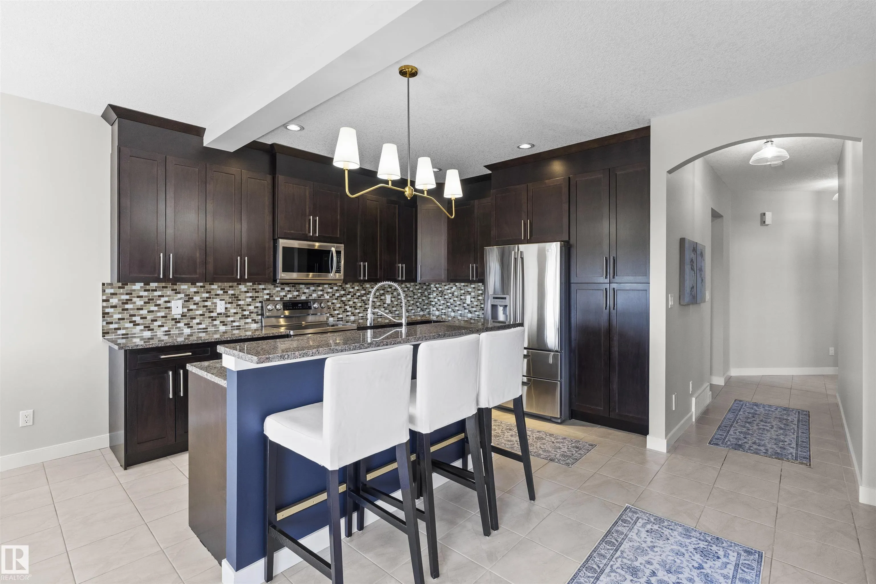 77 SPRUCE RIDGE Drive