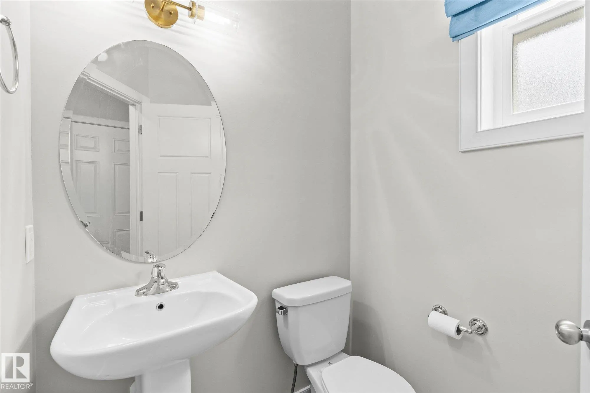 77 SPRUCE RIDGE Drive