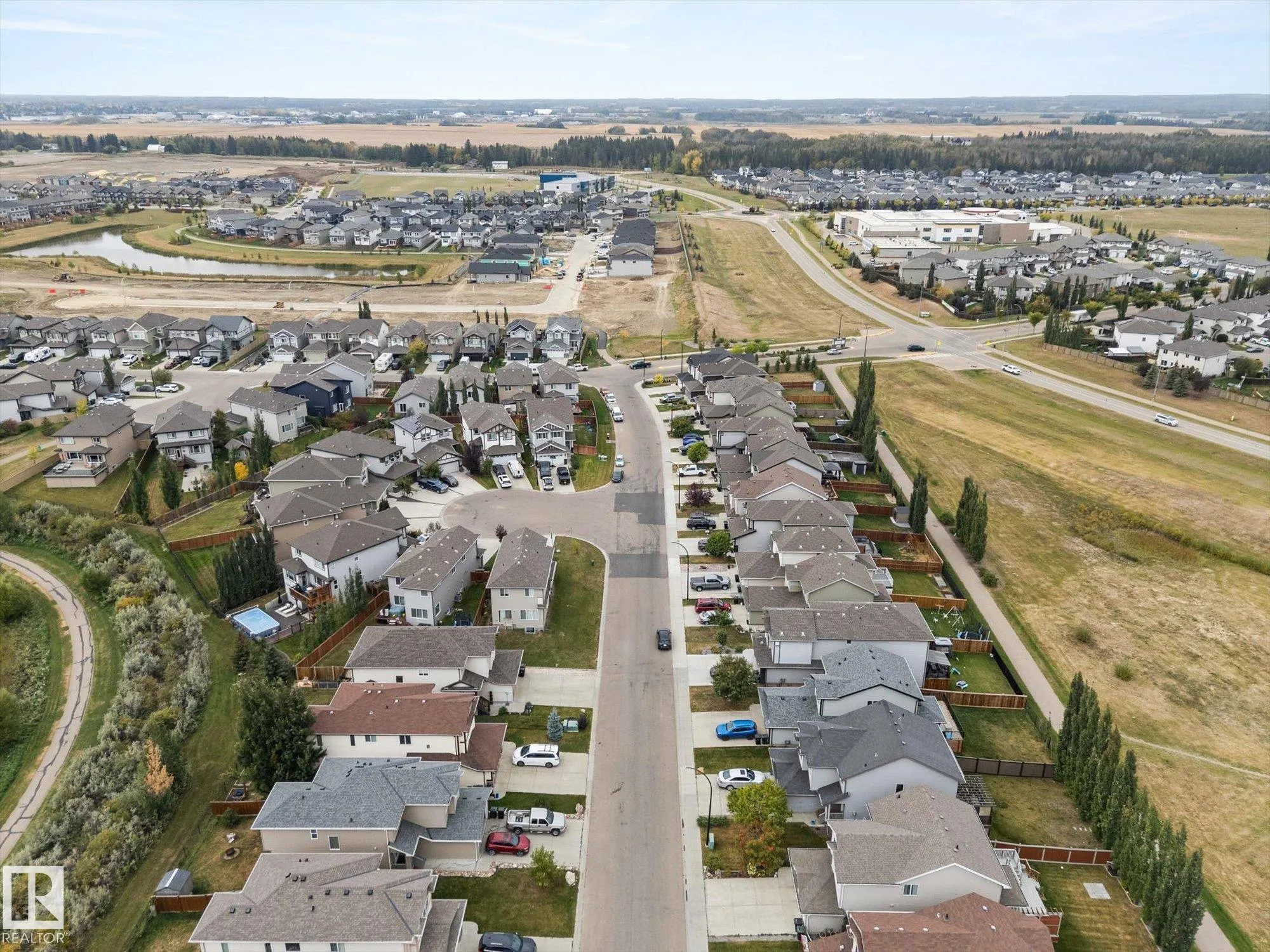 77 SPRUCE RIDGE Drive