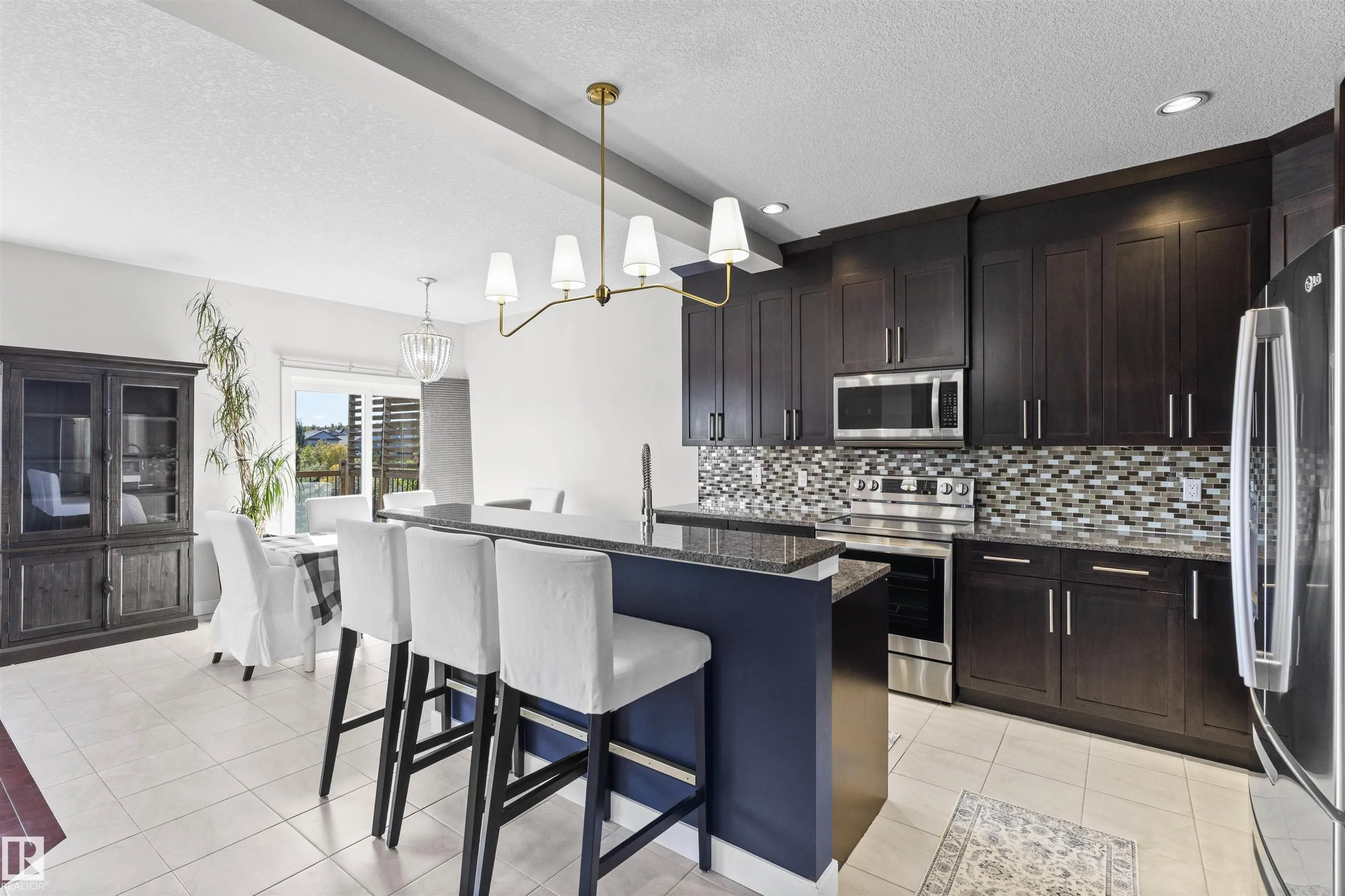 77 SPRUCE RIDGE Drive