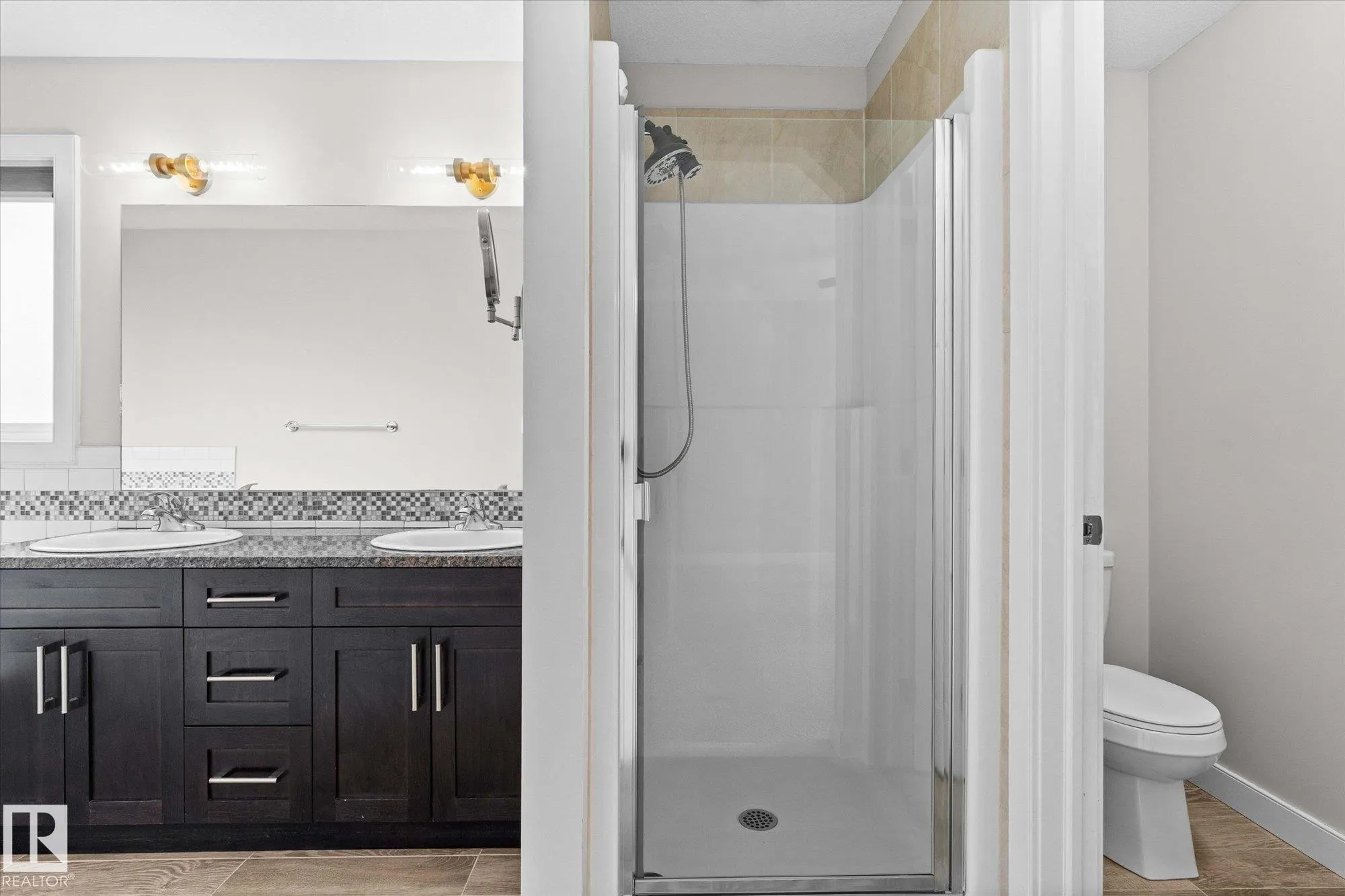 77 SPRUCE RIDGE Drive