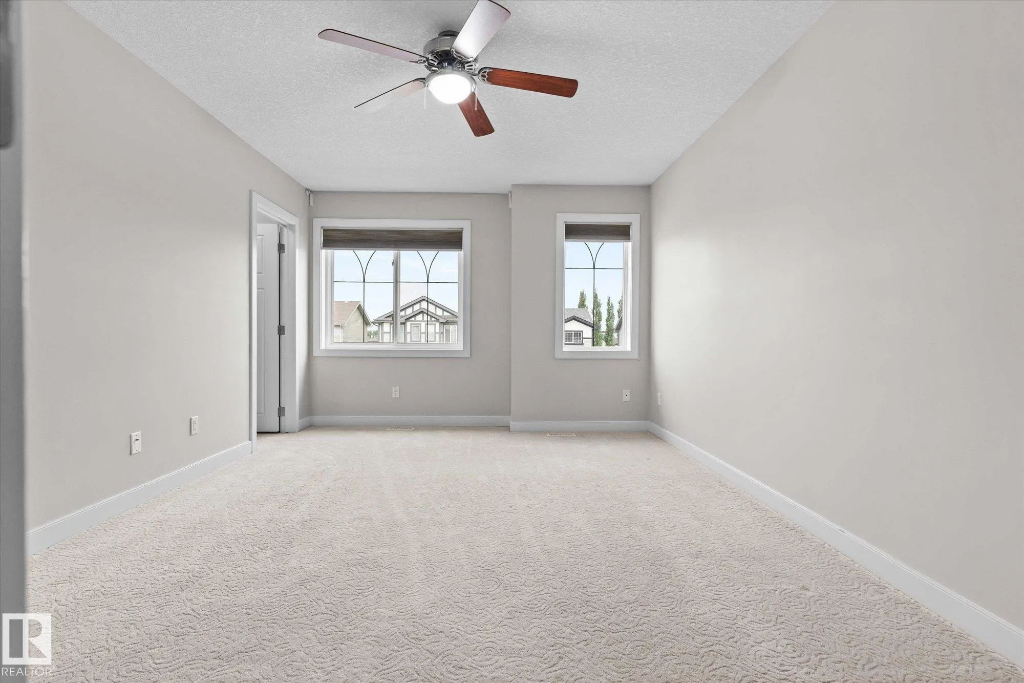 77 SPRUCE RIDGE Drive