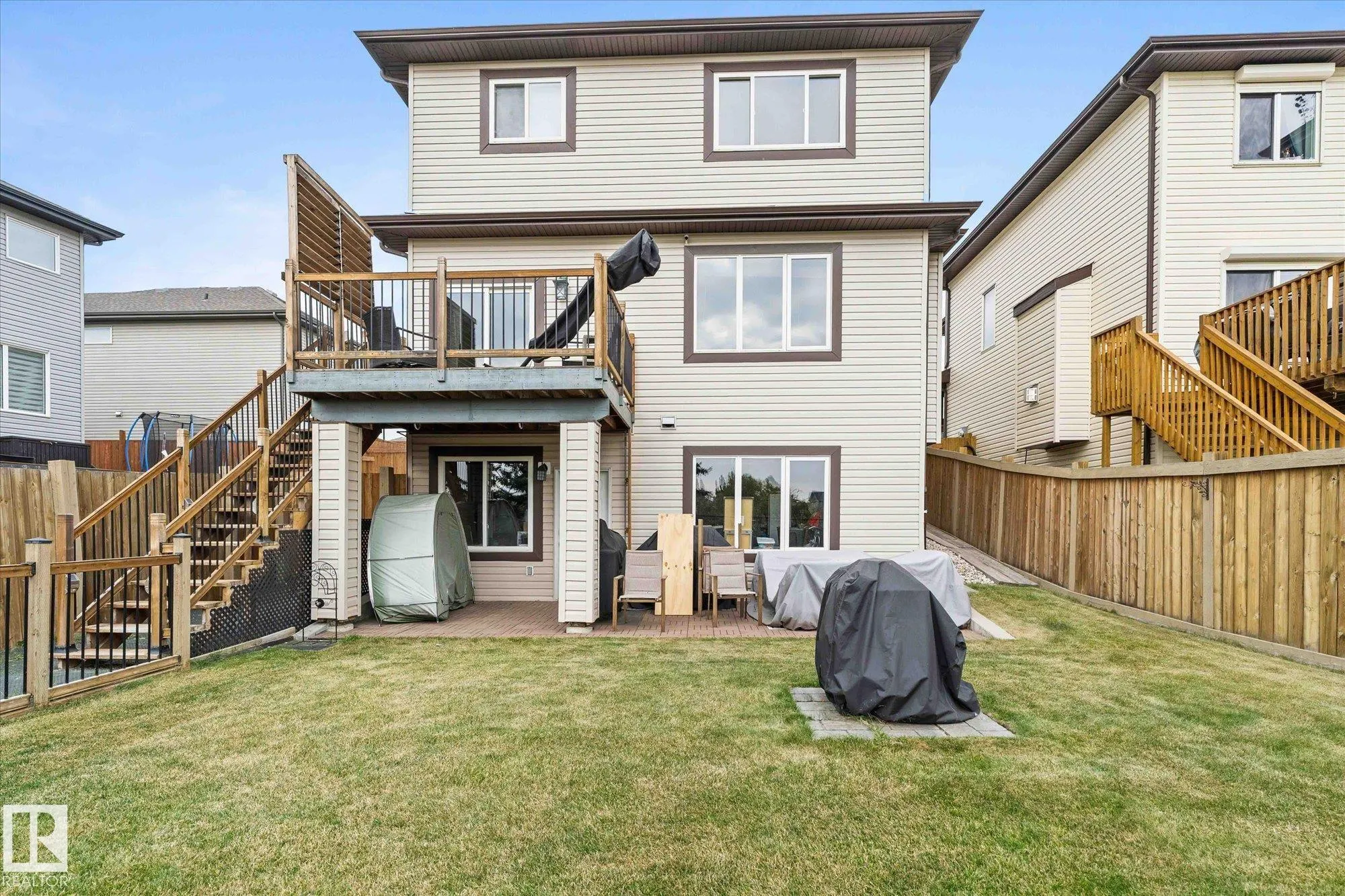 77 SPRUCE RIDGE Drive