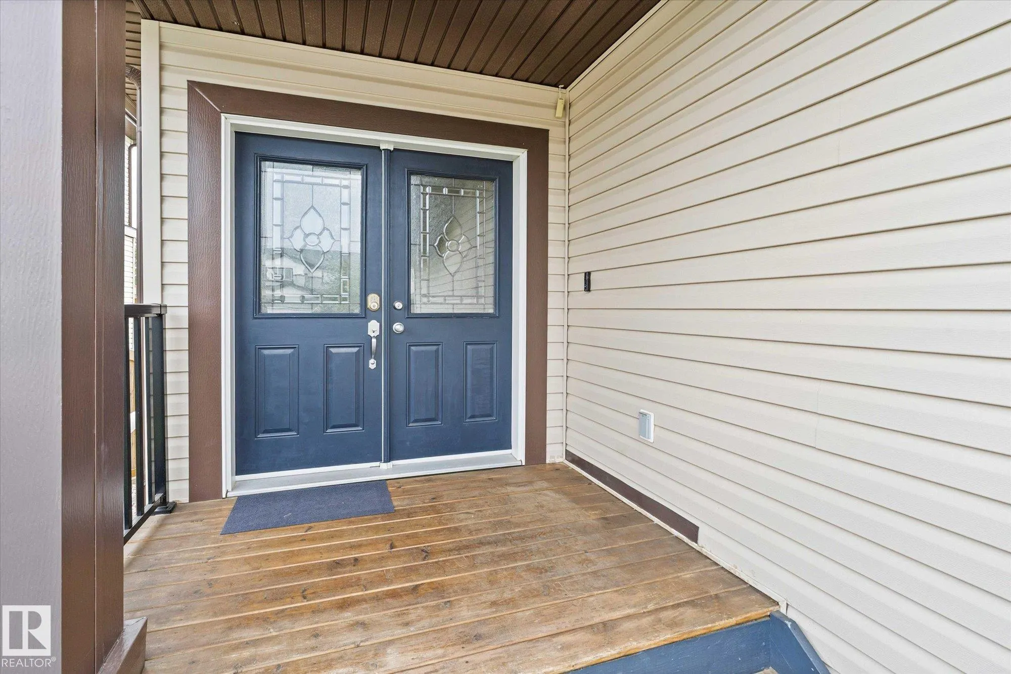 77 SPRUCE RIDGE Drive