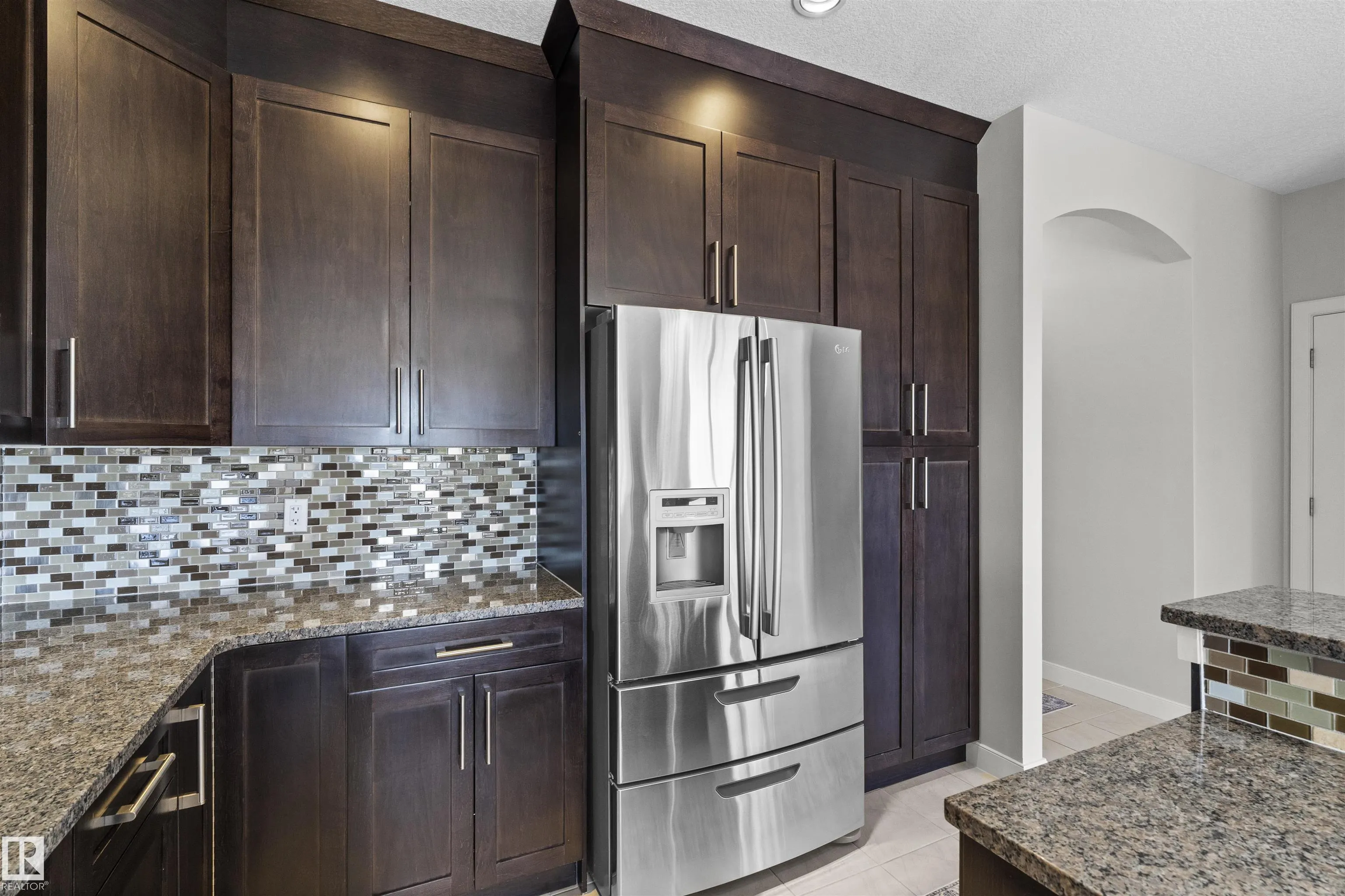 77 SPRUCE RIDGE Drive