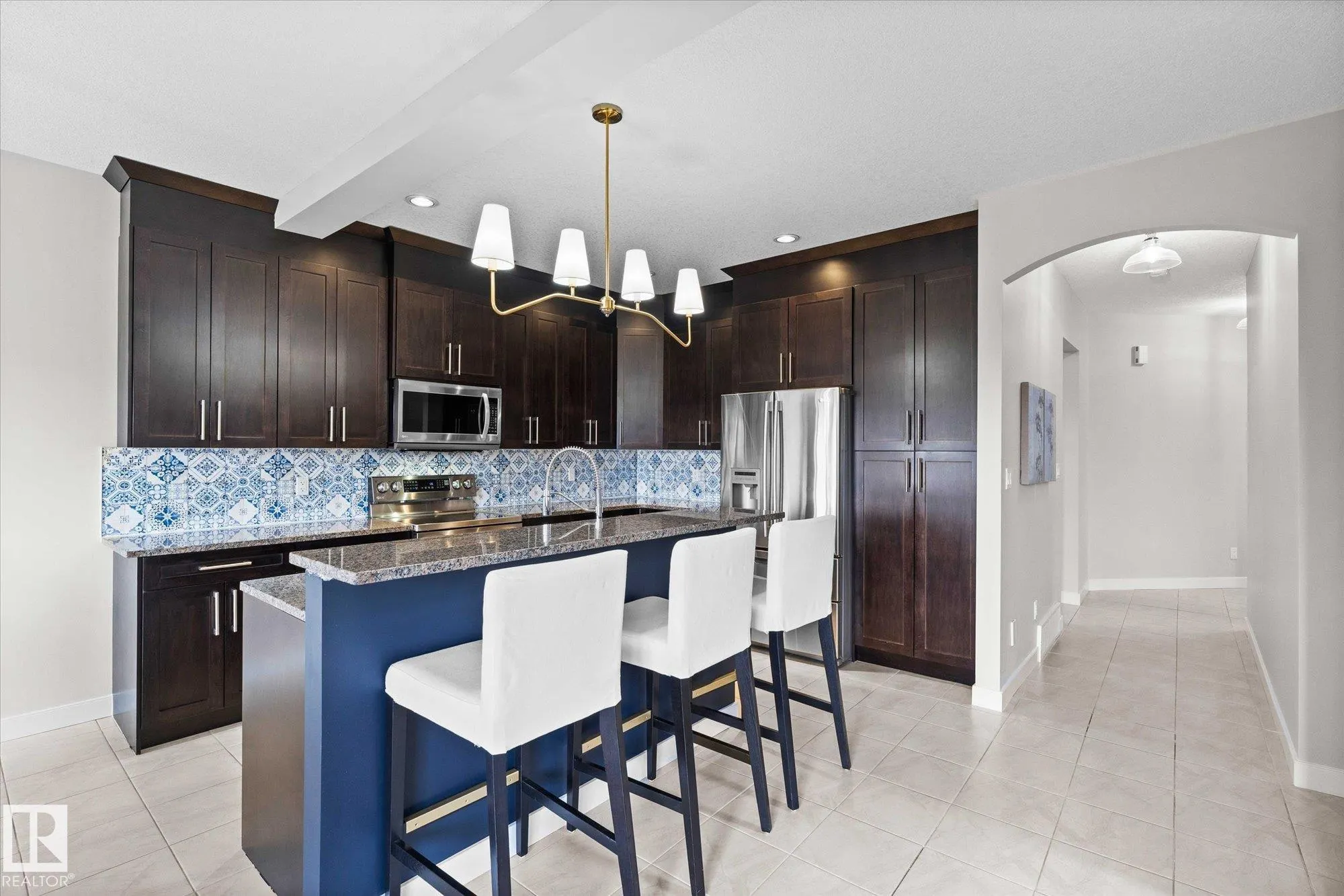 77 SPRUCE RIDGE Drive