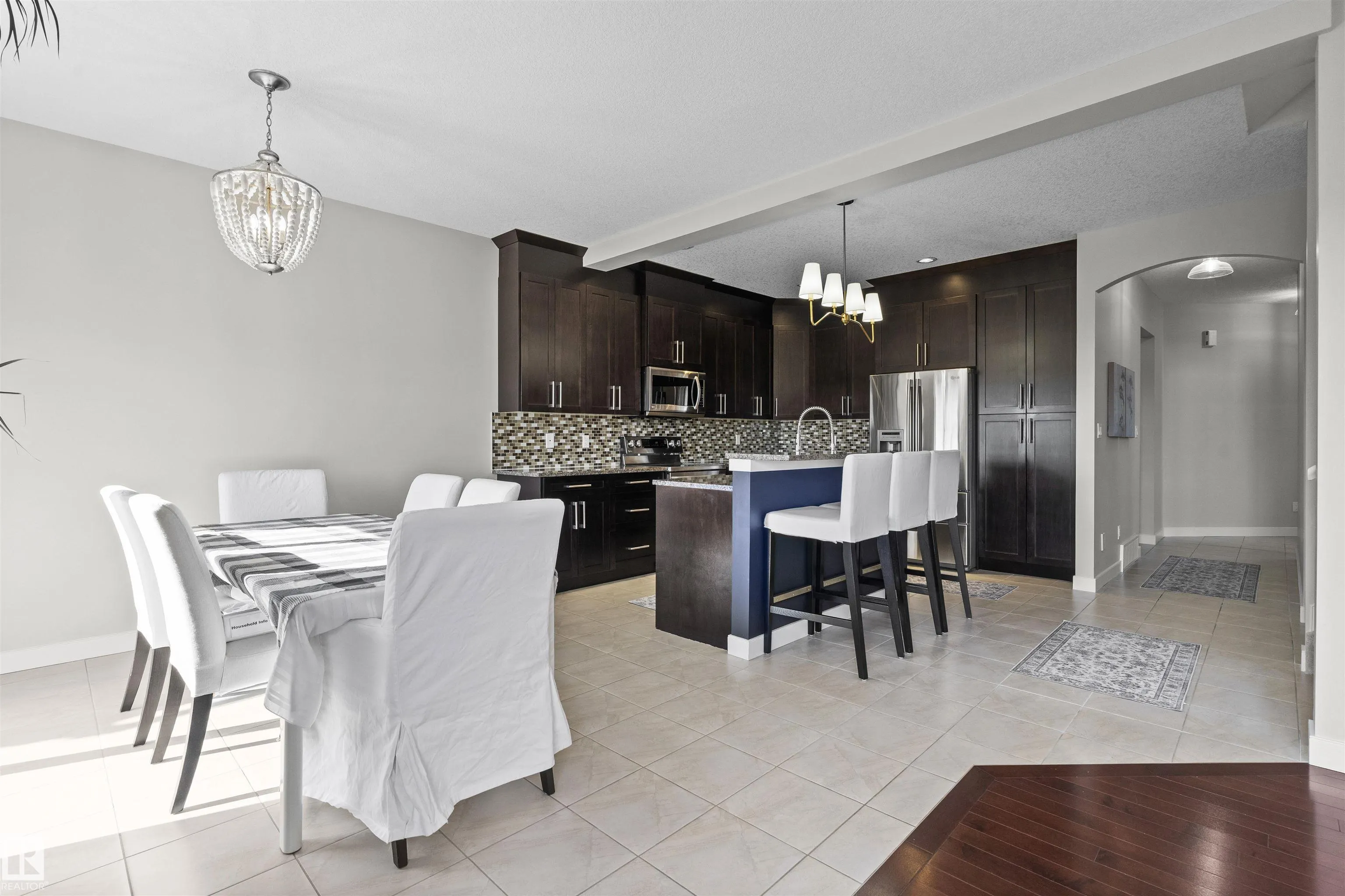 77 SPRUCE RIDGE Drive