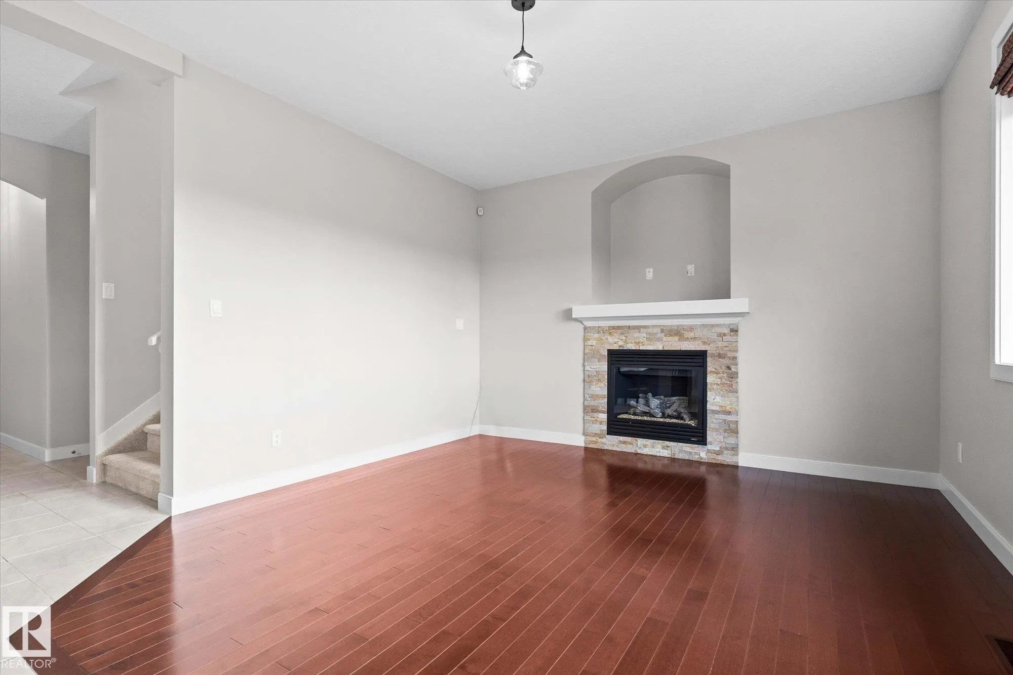 77 SPRUCE RIDGE Drive