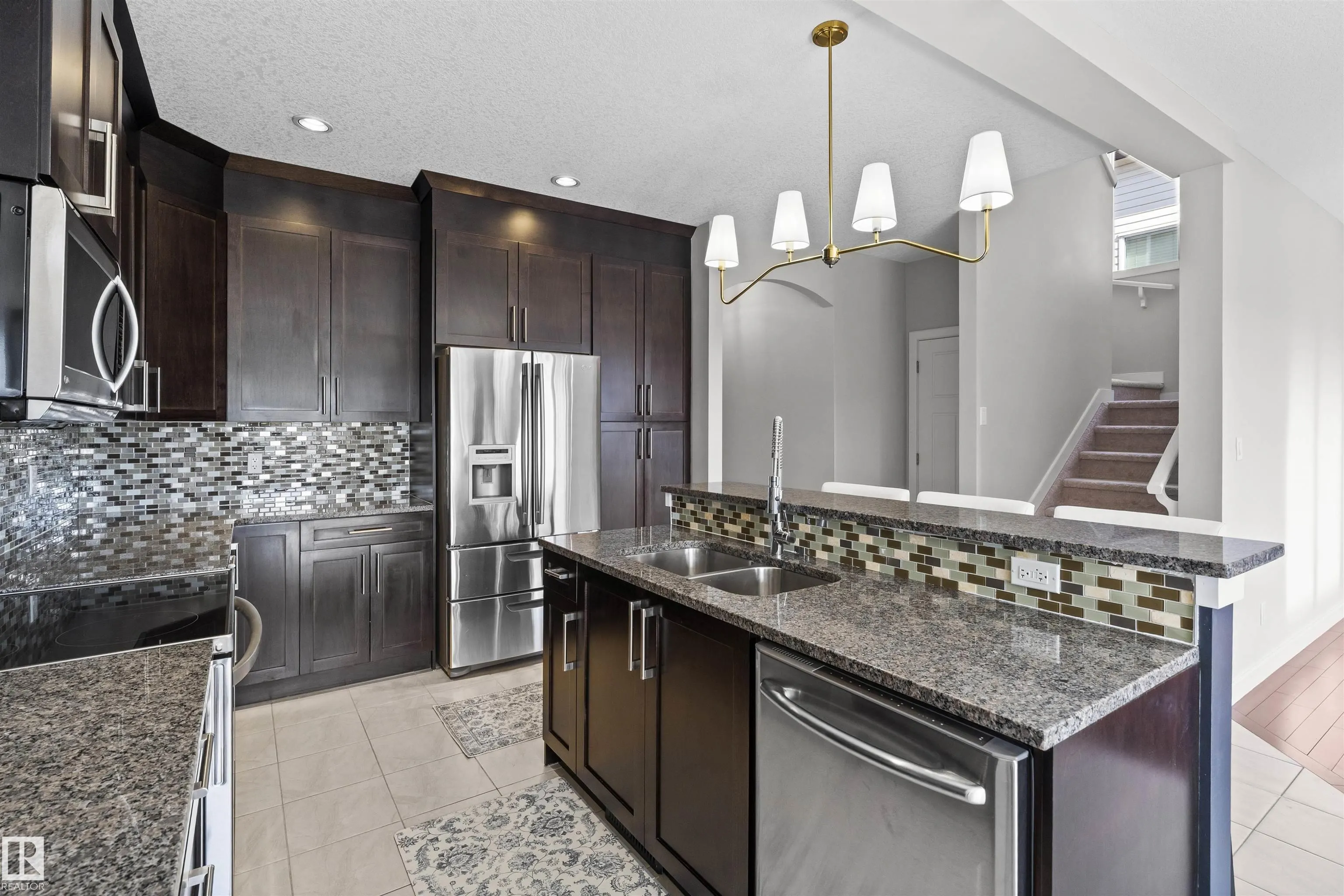 77 SPRUCE RIDGE Drive