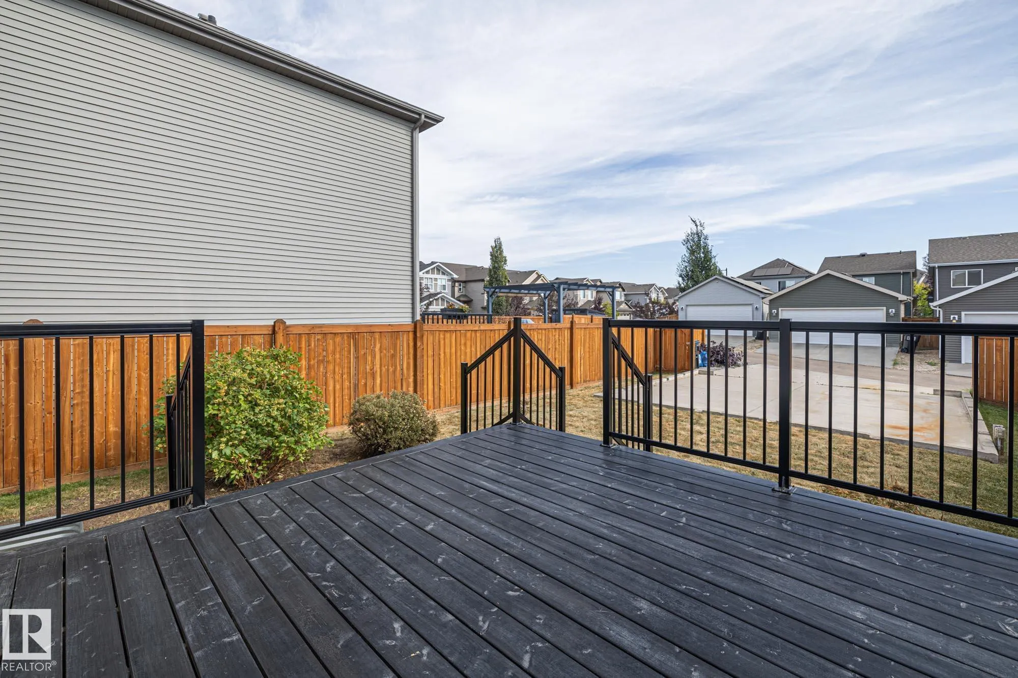 8382 ELLIS Crescent