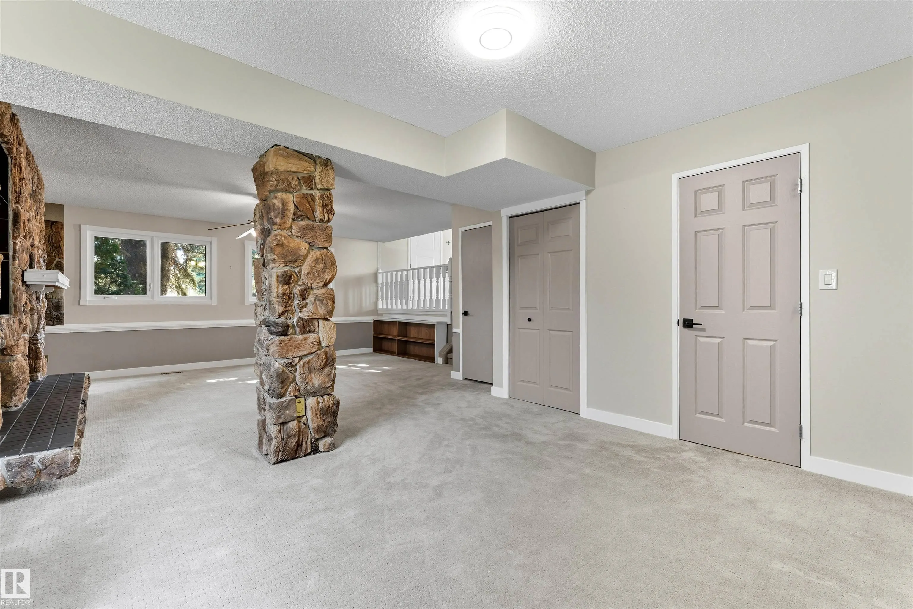 363 HUFFMAN Crescent