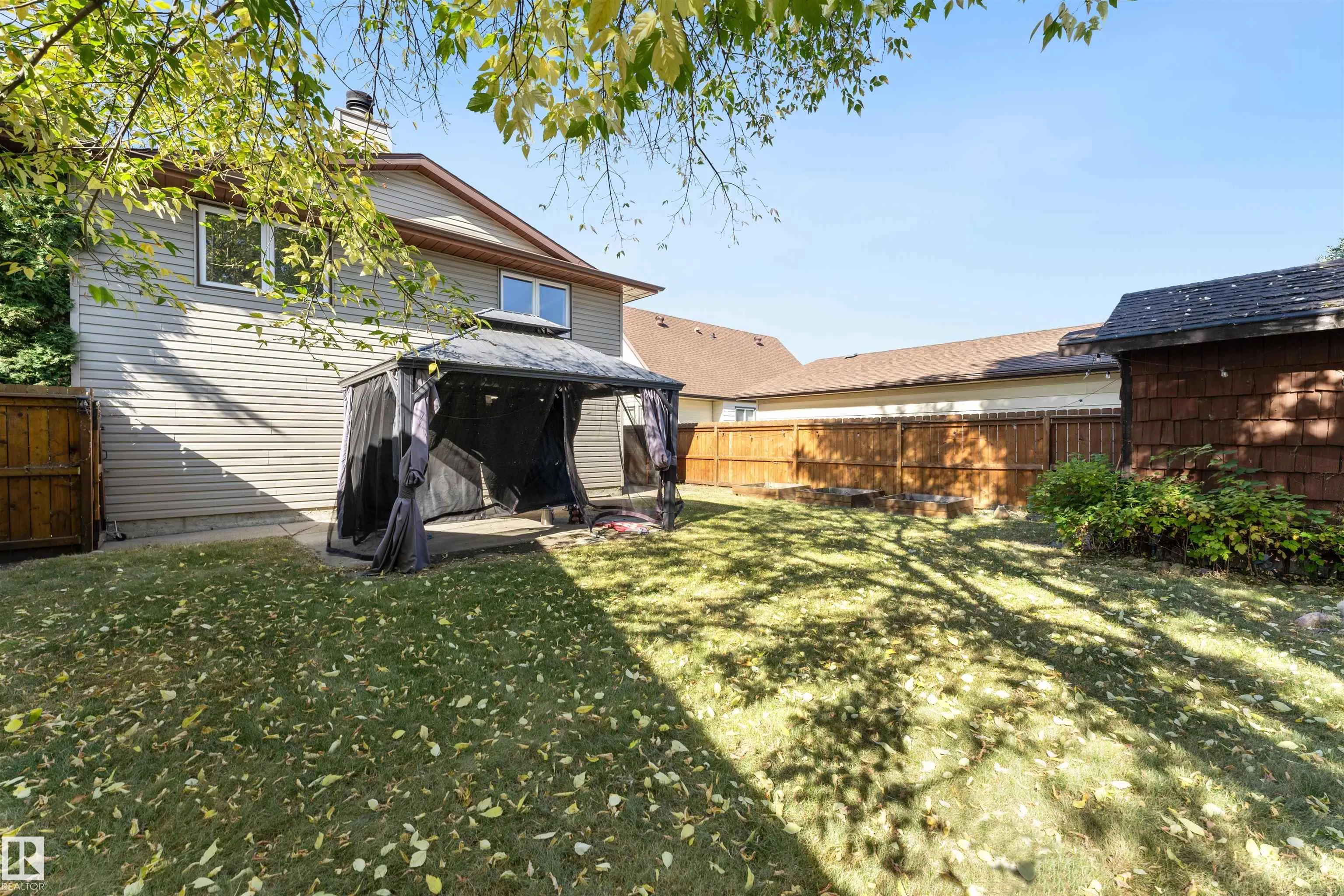 363 HUFFMAN Crescent