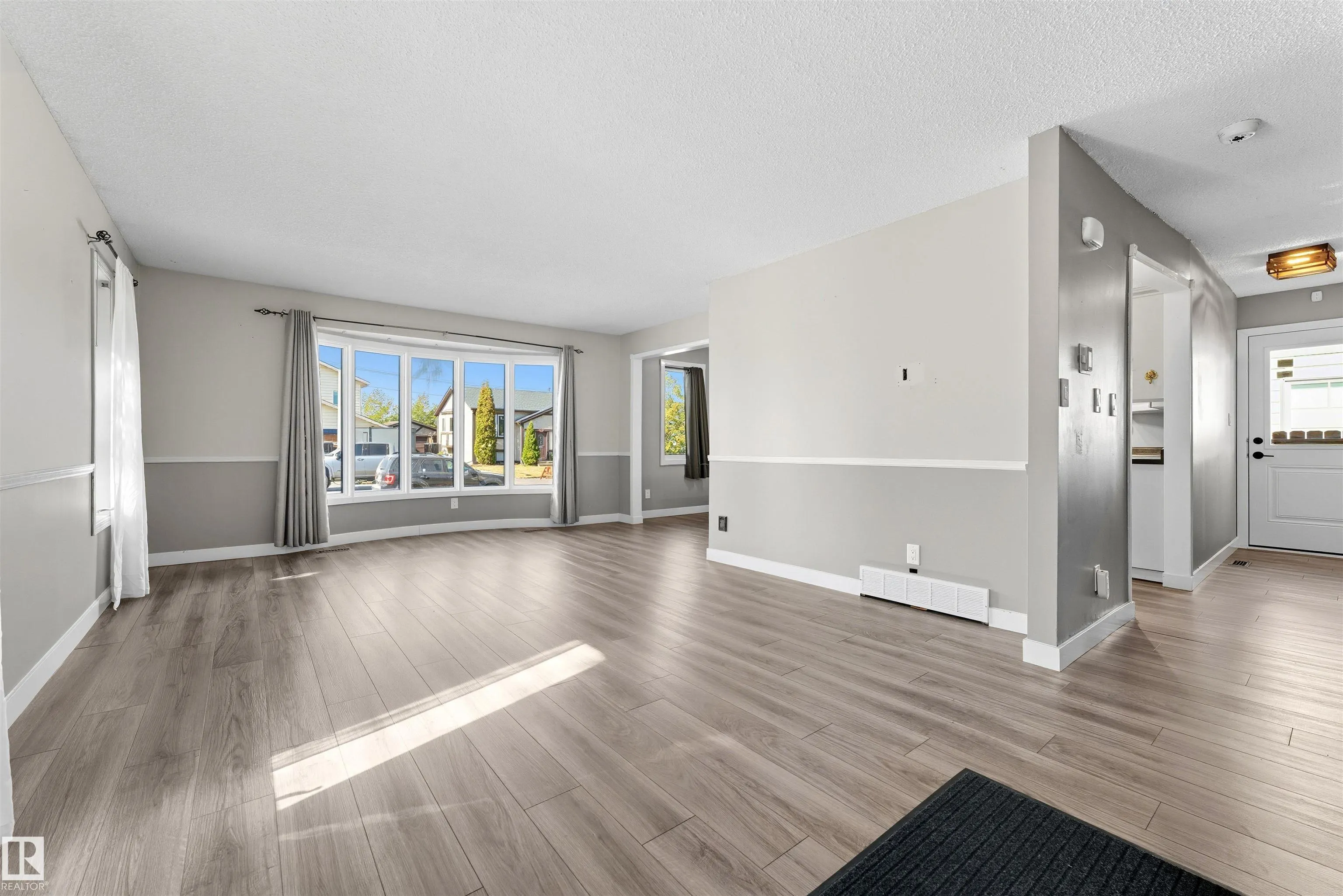 363 HUFFMAN Crescent