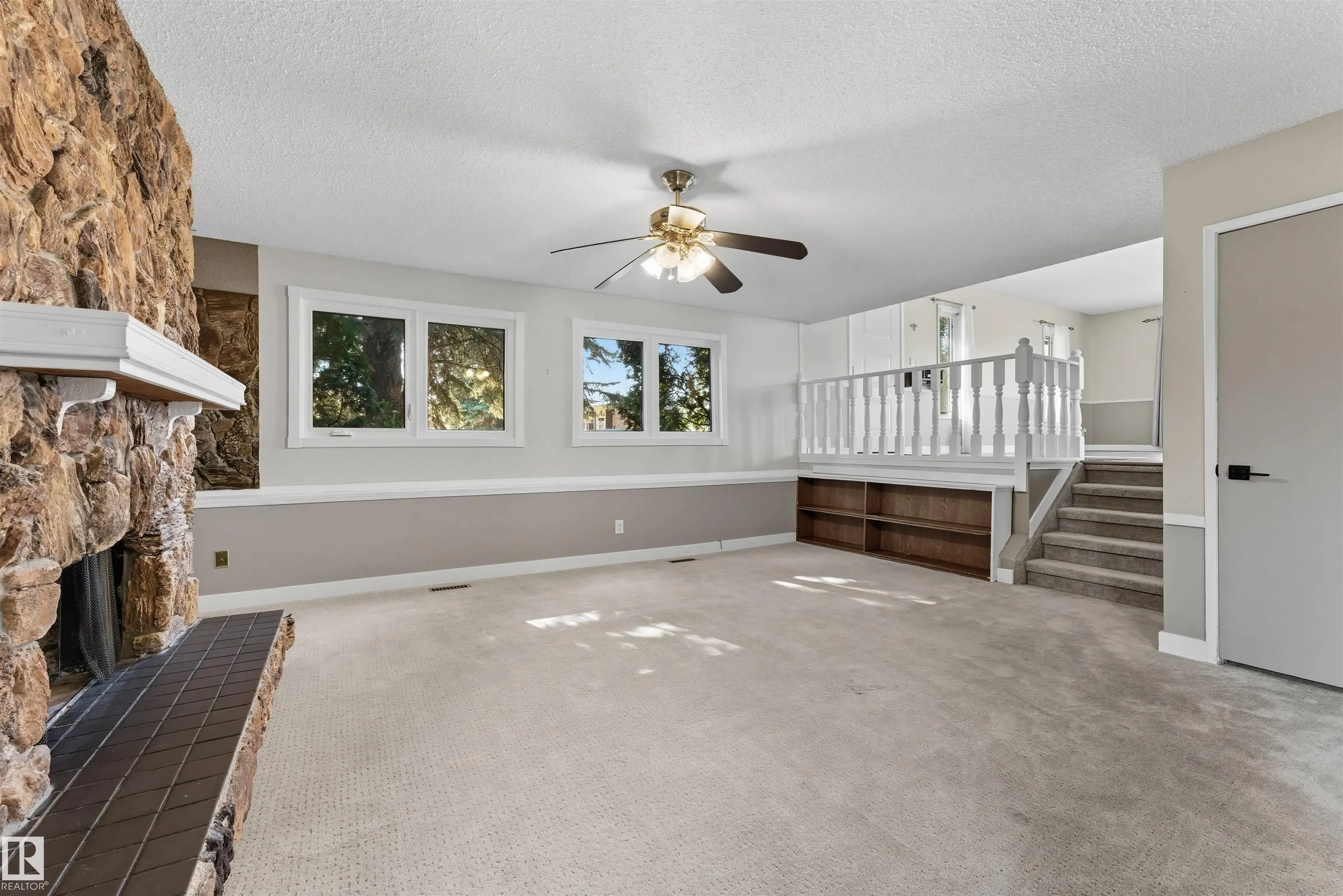 363 HUFFMAN Crescent