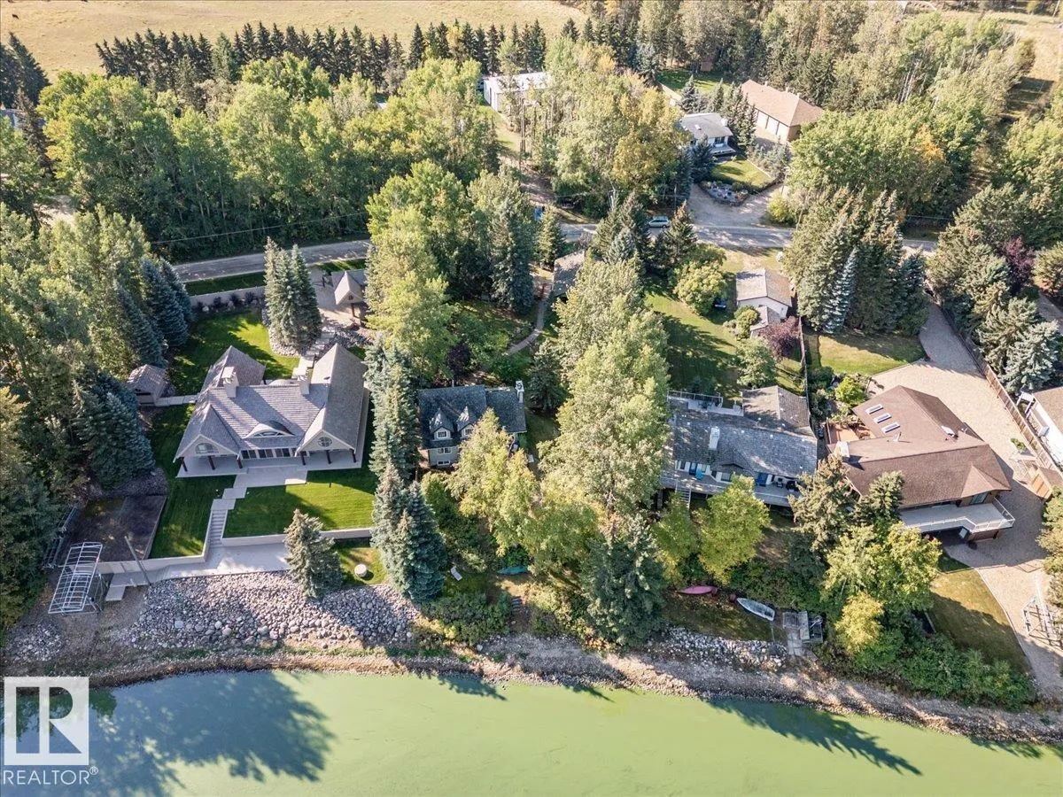 263 Lakeshore Drive