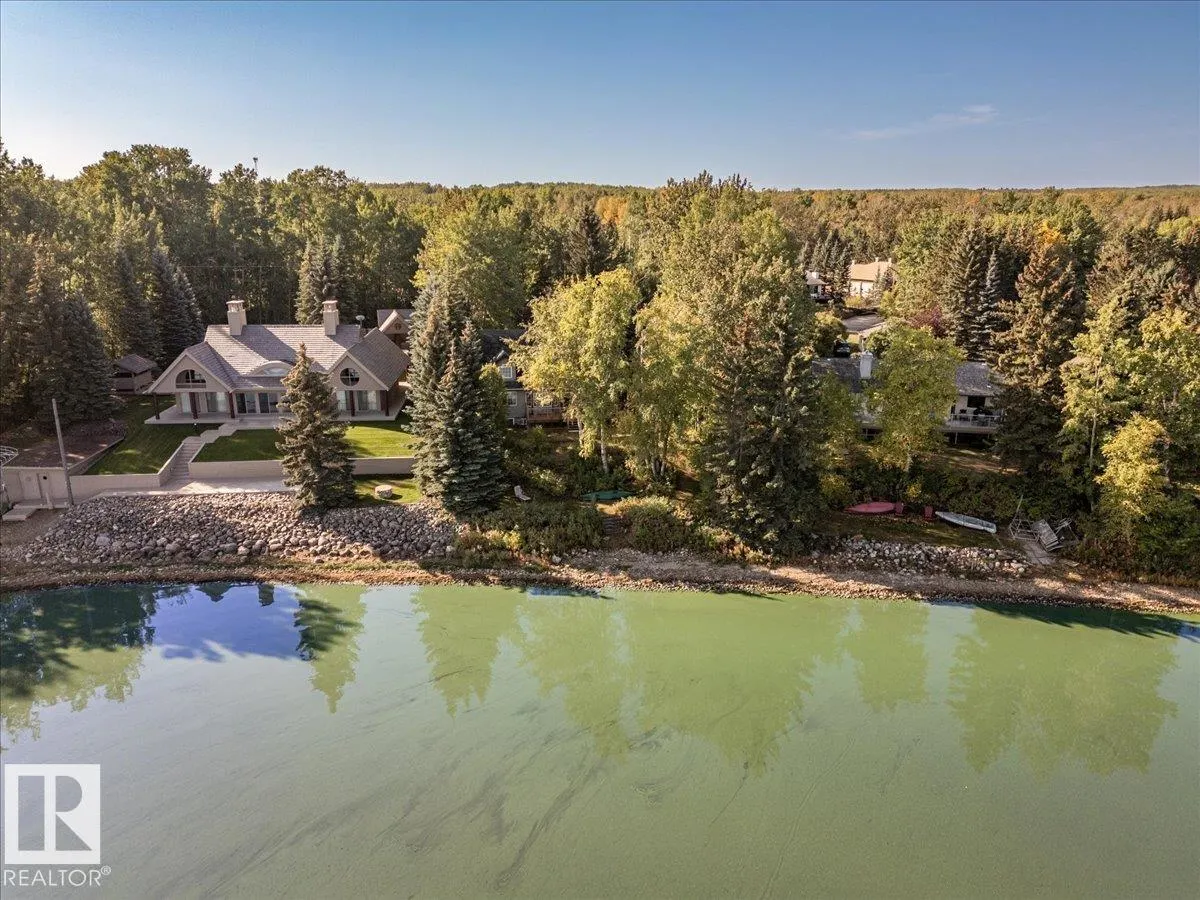 263 Lakeshore Drive