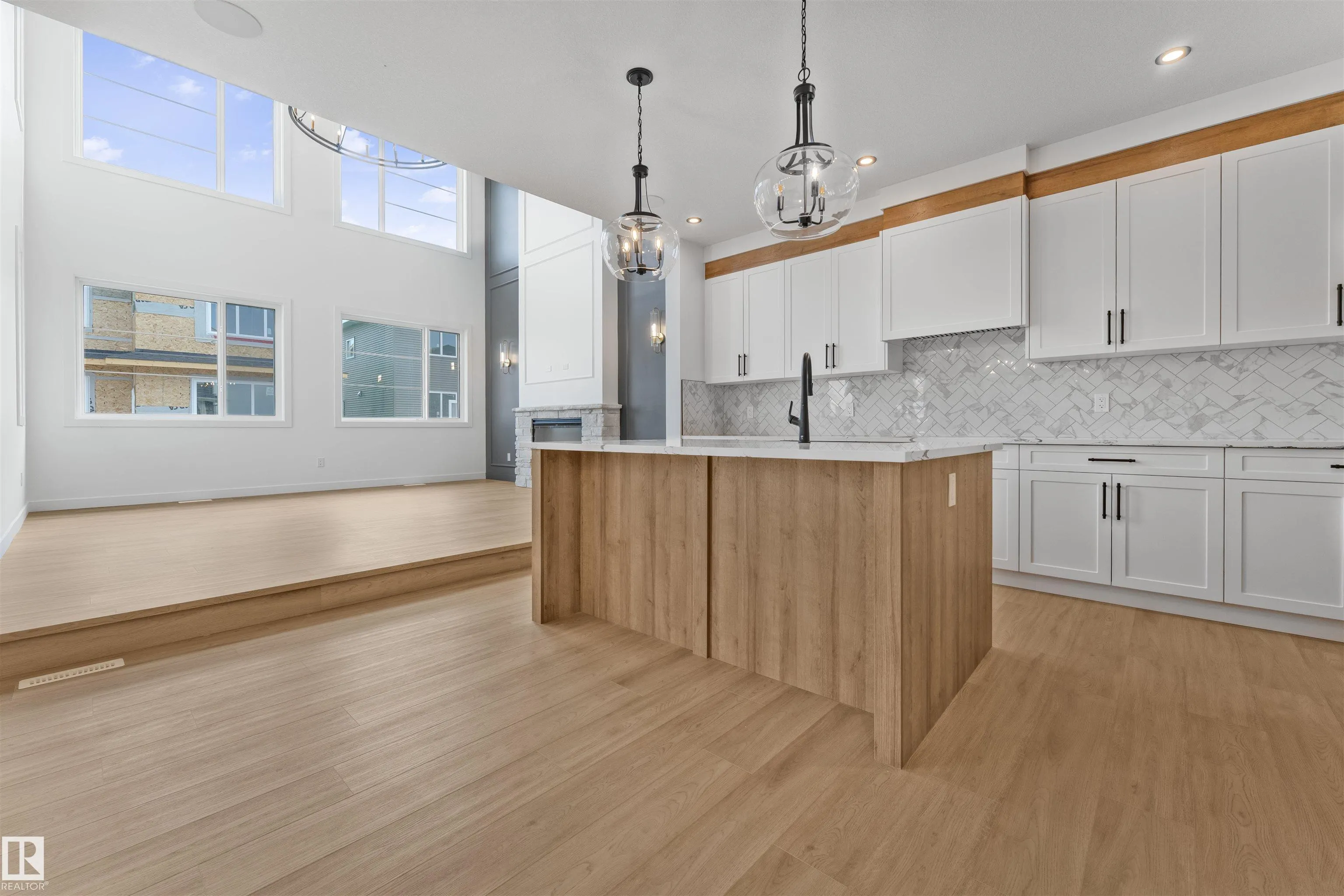 57 ELDRIDGE Point(e)