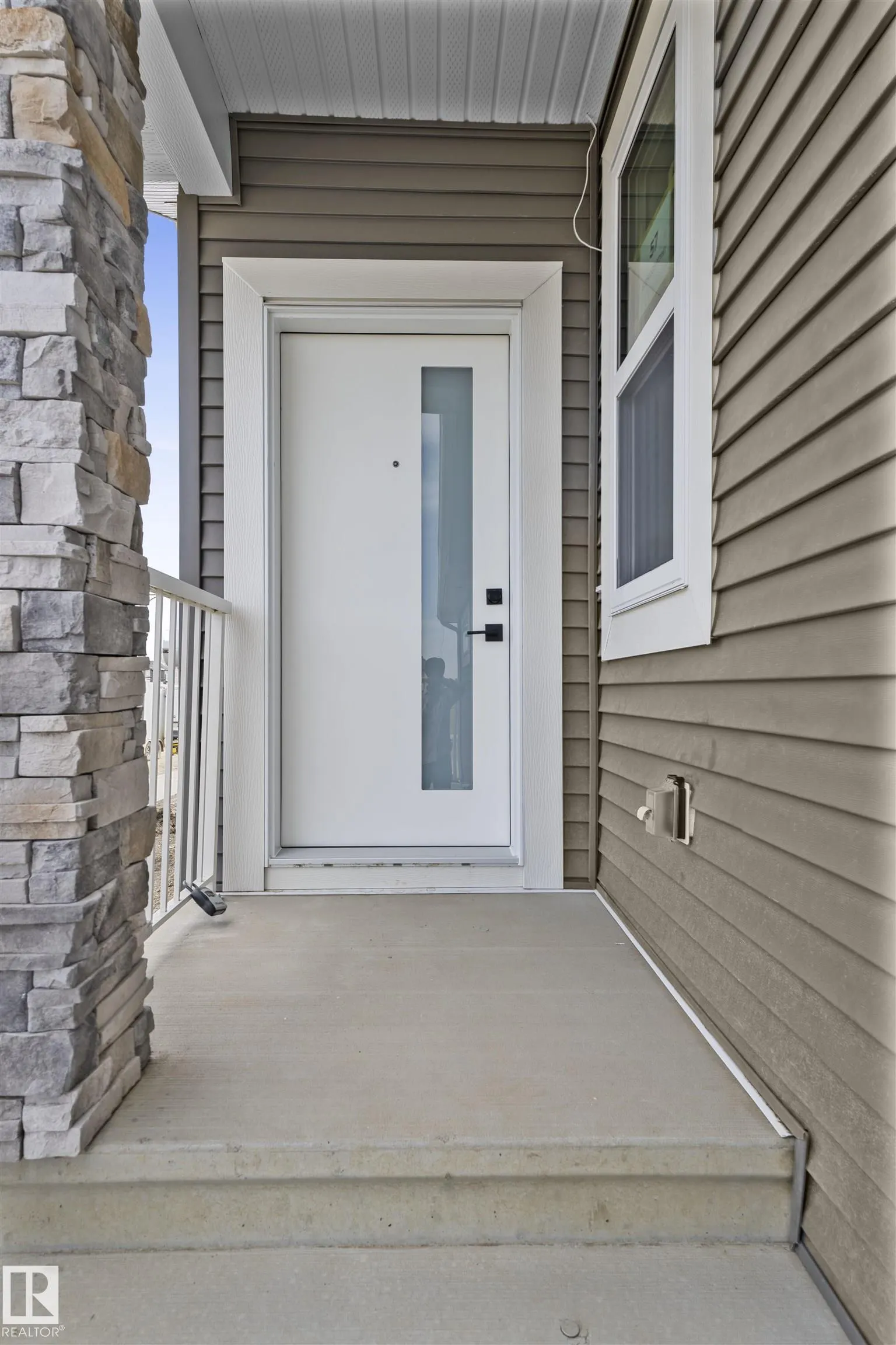 57 ELDRIDGE Point(e)