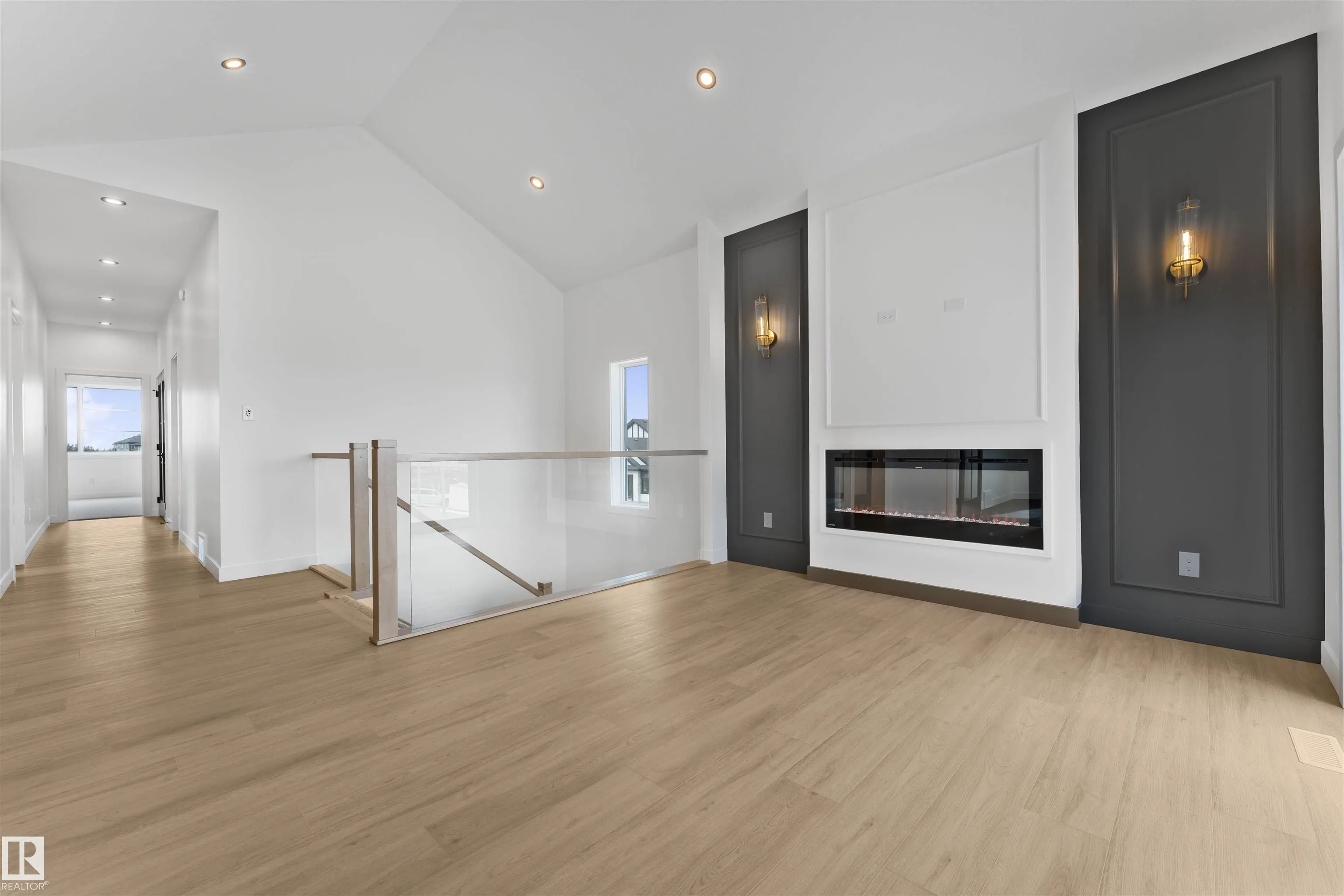 57 ELDRIDGE Point(e)